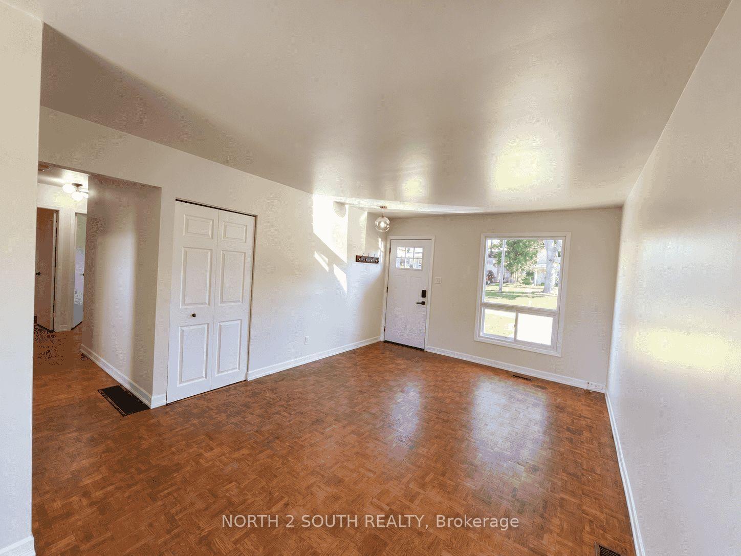 Photo 3 of Unit Upper Level, 242 Jeanne Street, Midland — HOMEH