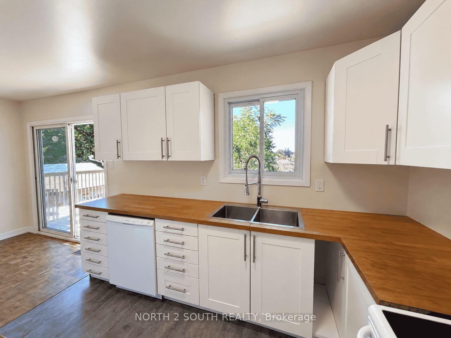 Photo 5 of Unit Upper Level, 242 Jeanne Street, Midland — HOMEH