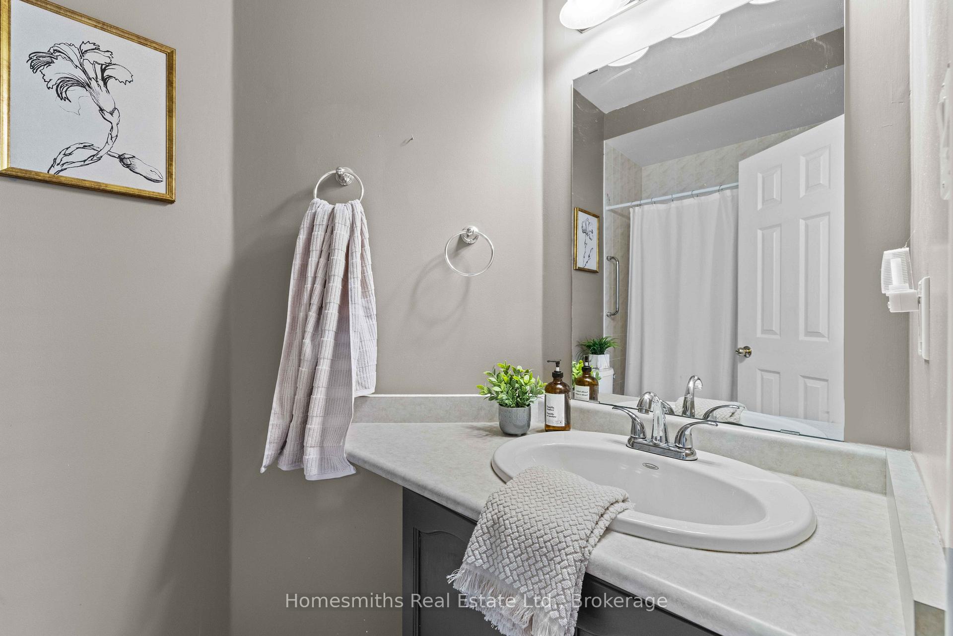 Photo 16 of 461 King Avenue E, Clarington, Newcastle — HOMEH