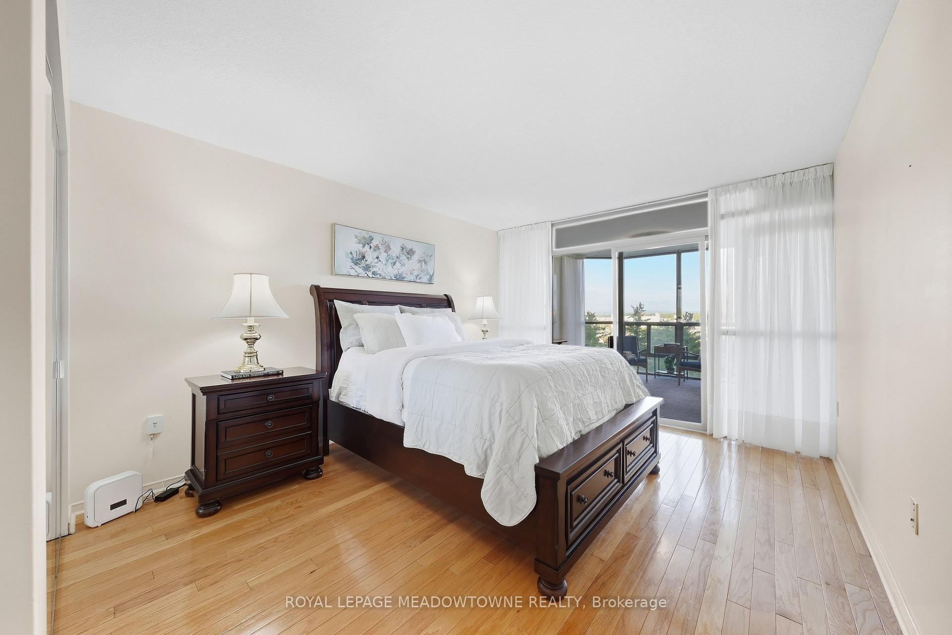 Photo 19 of Unit 702, 20 McFarlane Drive, Halton Hills, Georgetown — HOMEH