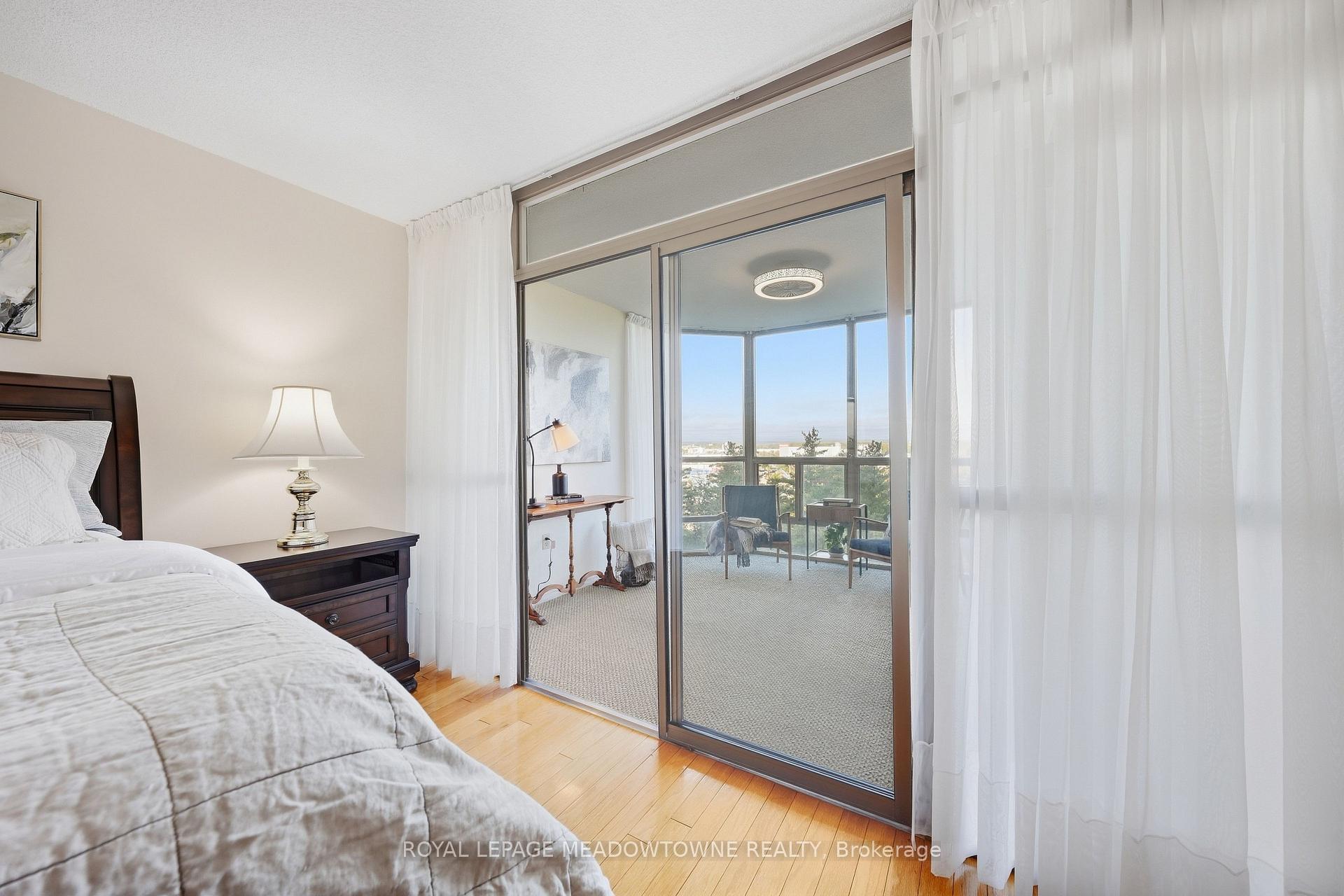 Photo 20 of Unit 702, 20 McFarlane Drive, Halton Hills, Georgetown — HOMEH
