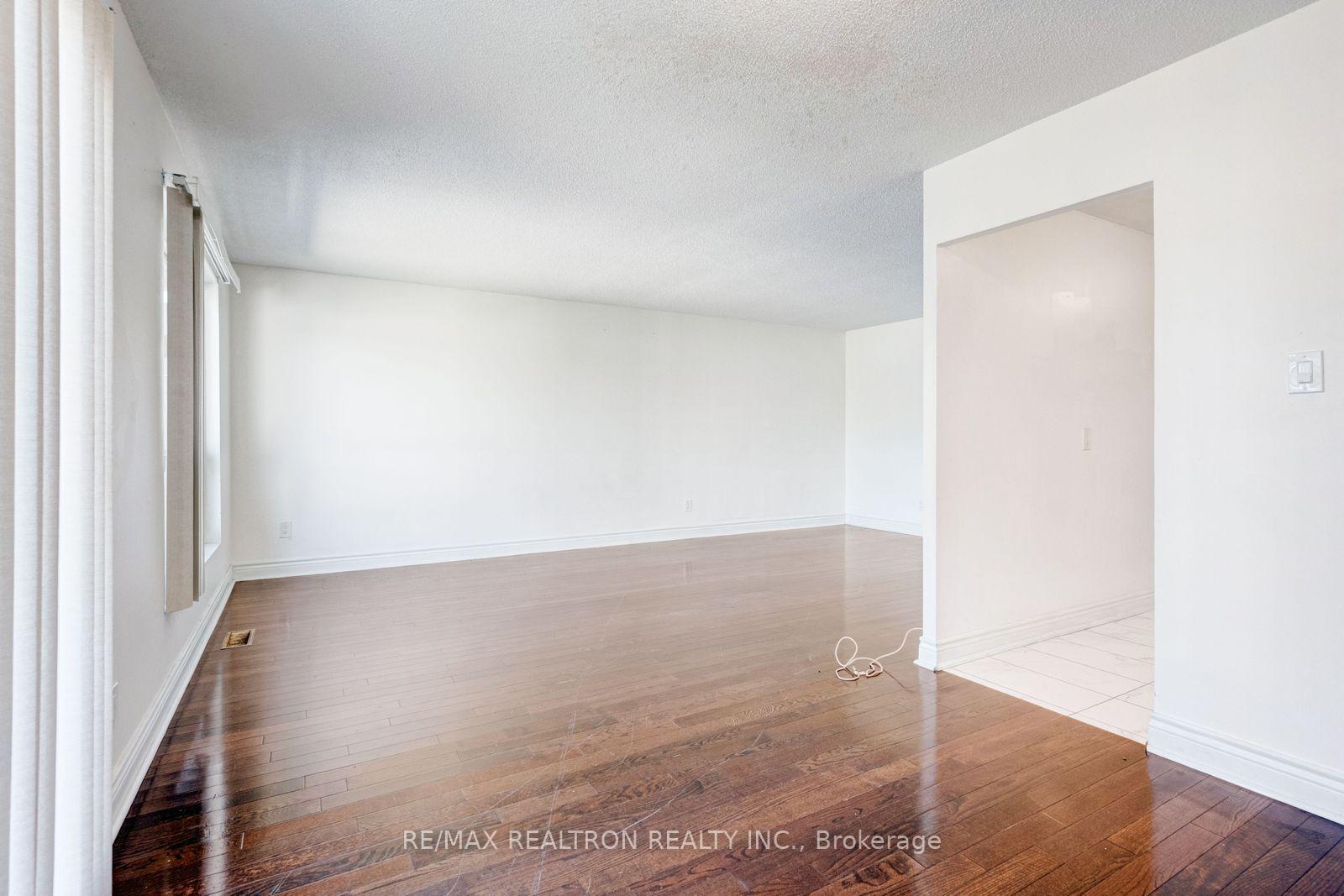 Photo 23 of 20 Gladeside Place, Brampton, Northgate — HOMEH