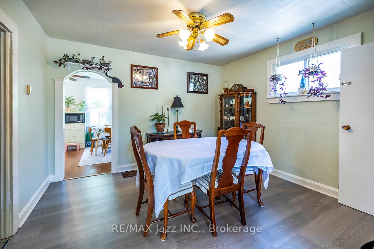 Photo 11 of 162 College Avenue, Oshawa, Vanier — HOMEH