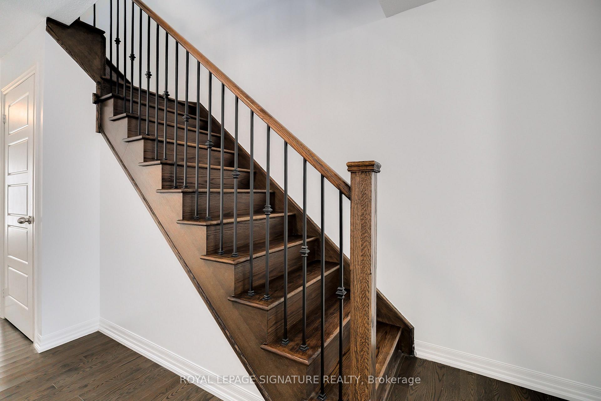 Photo 7 of 164 Tango Crescent, Newmarket, Woodland Hill — HOMEH