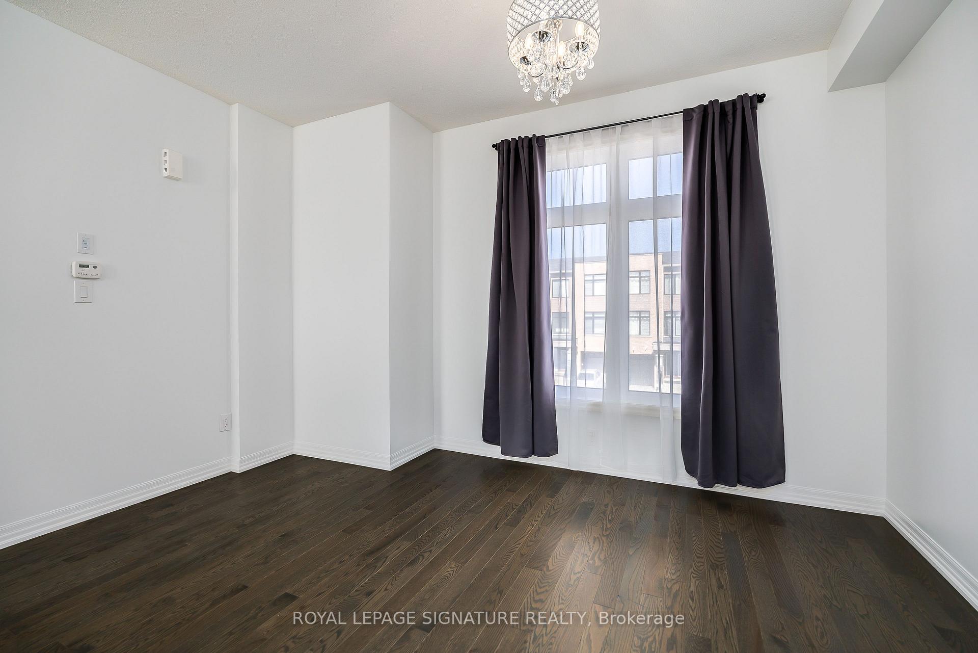 Photo 9 of 164 Tango Crescent, Newmarket, Woodland Hill — HOMEH