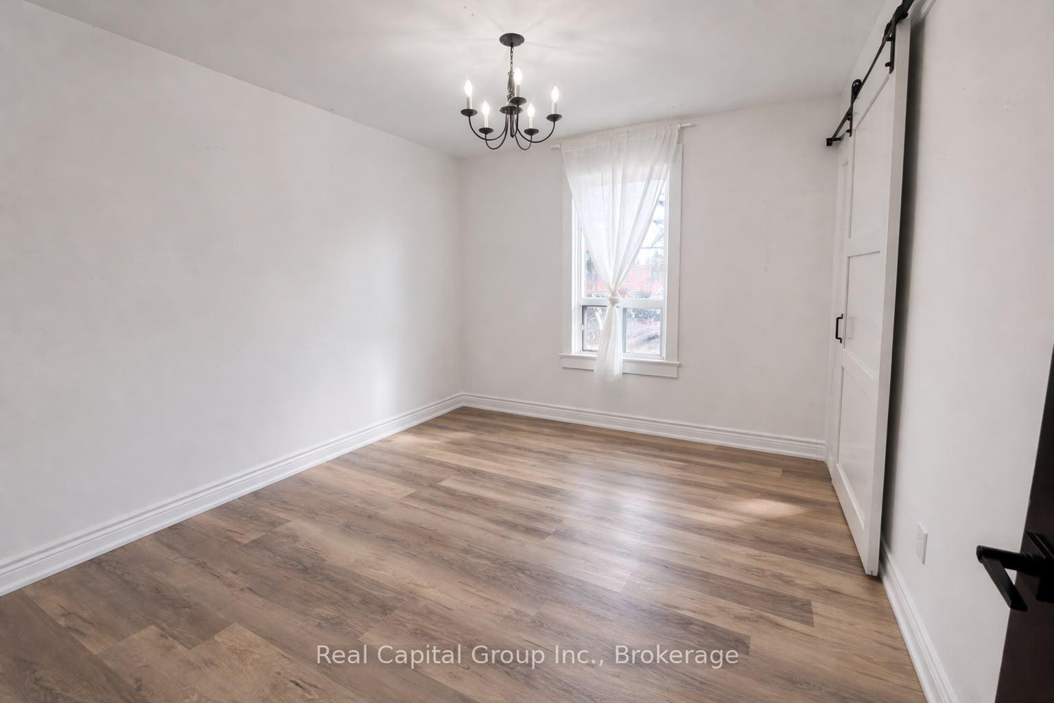 Photo 5 of Unit 2, 224 Oakwood Avenue, Toronto, Oakwood Village — HOMEH