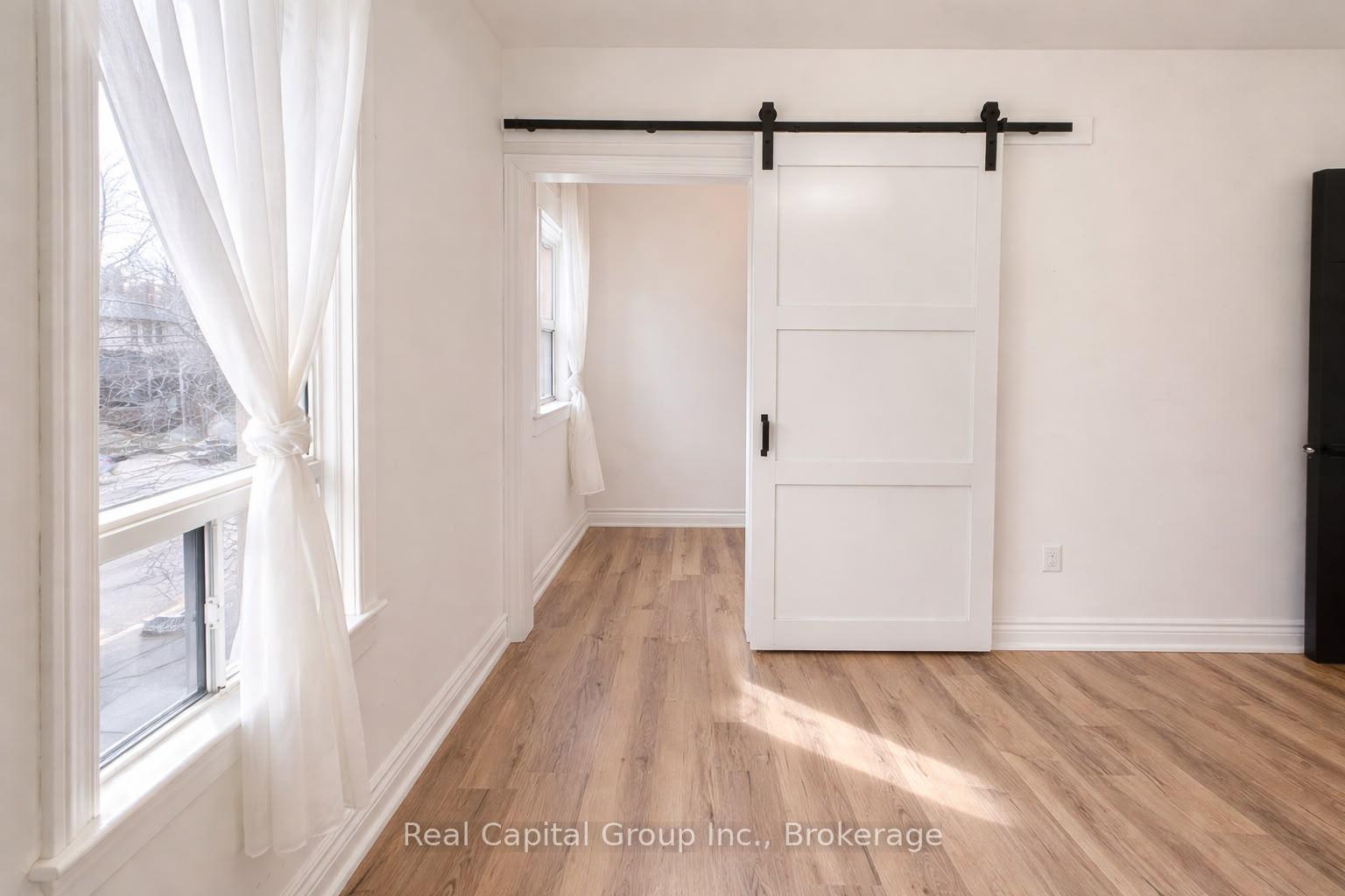 Photo 6 of Unit 2, 224 Oakwood Avenue, Toronto, Oakwood Village — HOMEH