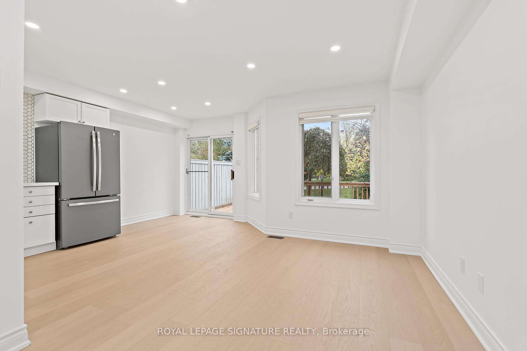 Photo 13 of 1130 Westview Terrace, Oakville, West Oak Trails — HOMEH