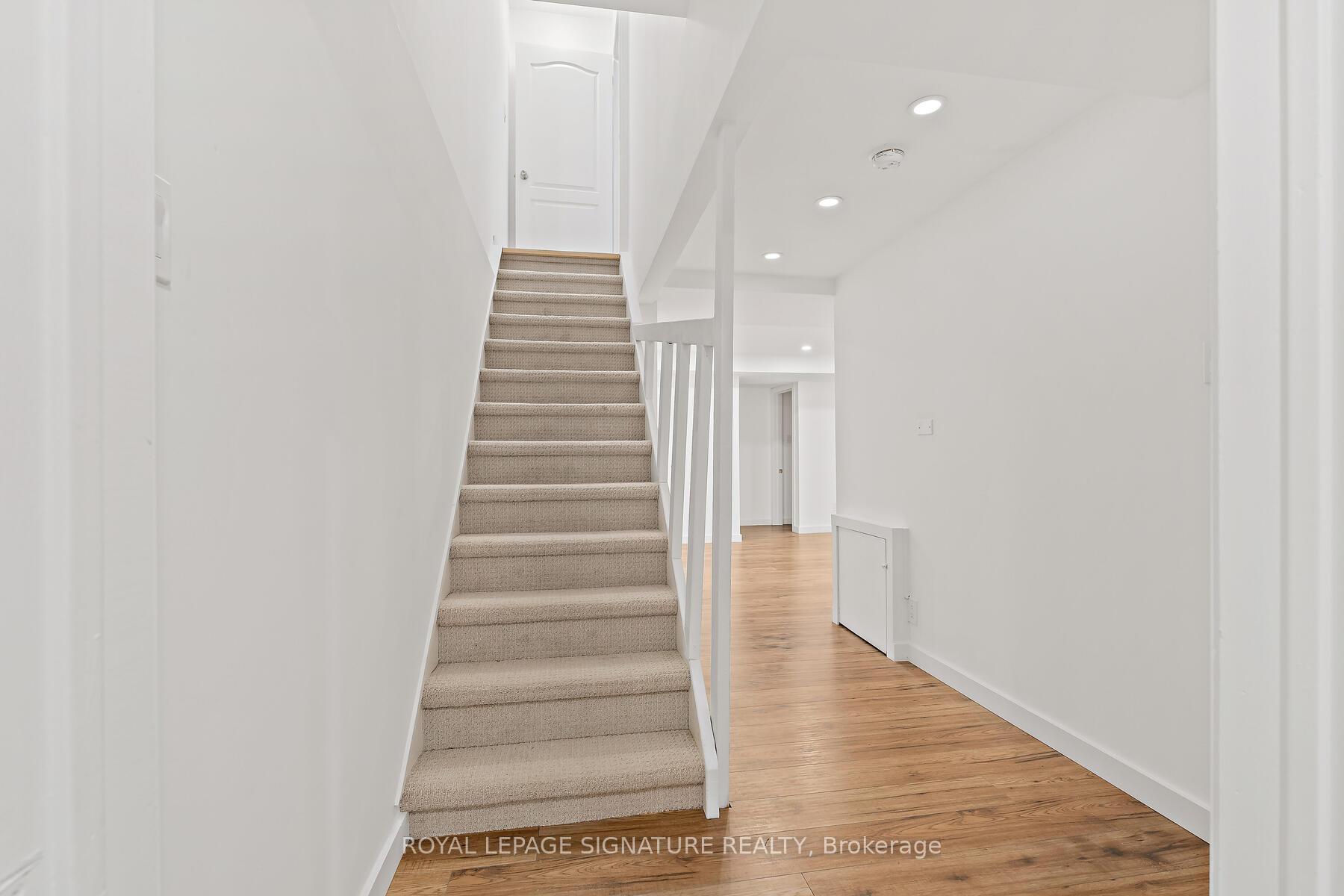 Photo 25 of 1130 Westview Terrace, Oakville, West Oak Trails — HOMEH