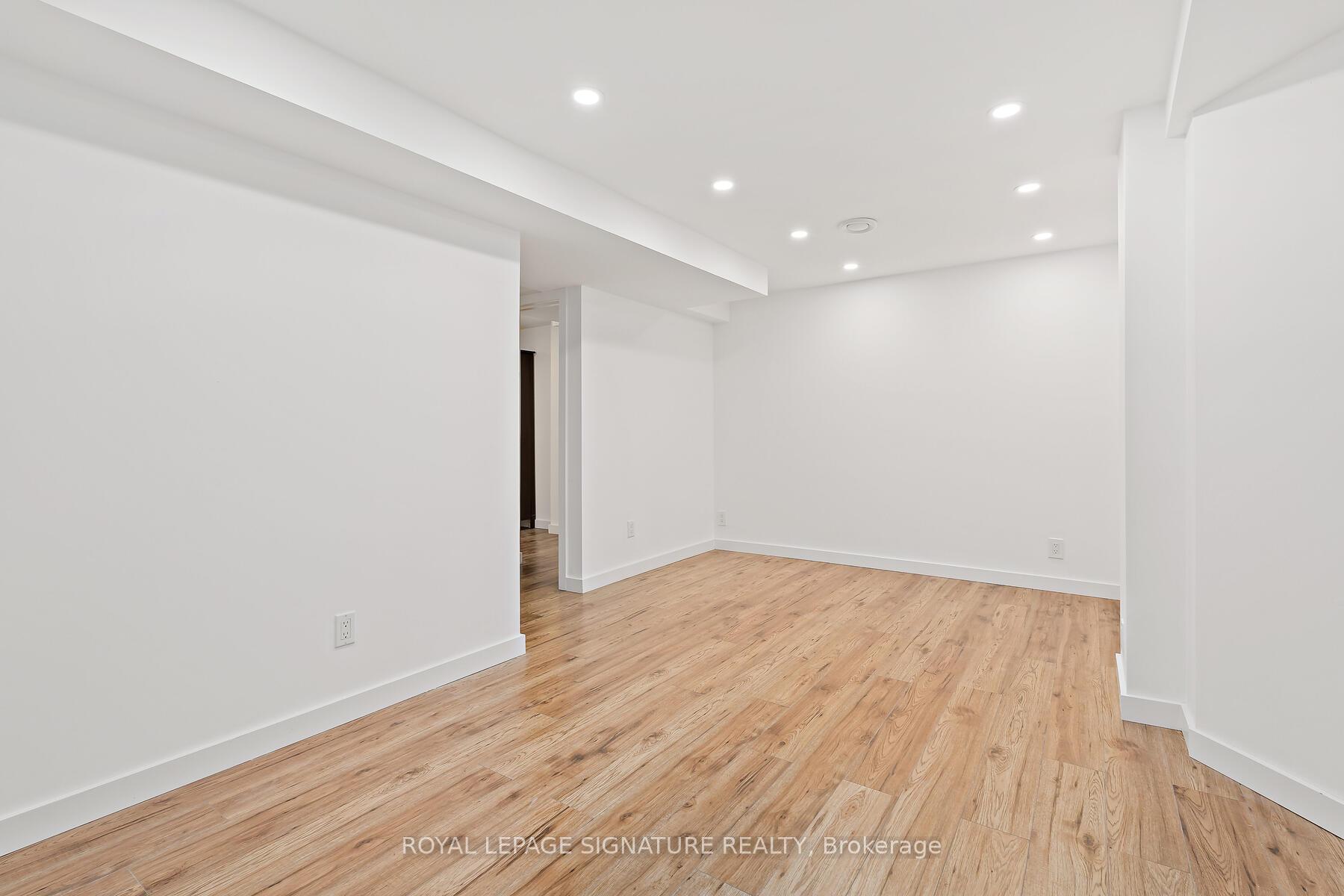 Photo 26 of 1130 Westview Terrace, Oakville, West Oak Trails — HOMEH
