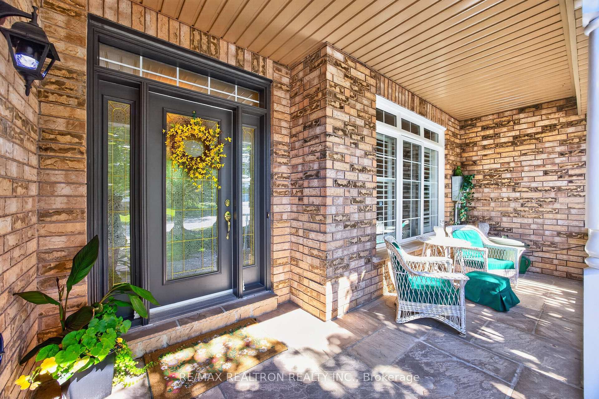 Photo 5 of 402 Morley Cook Crescent, Newmarket, Stonehaven-Wyndham — HOMEH