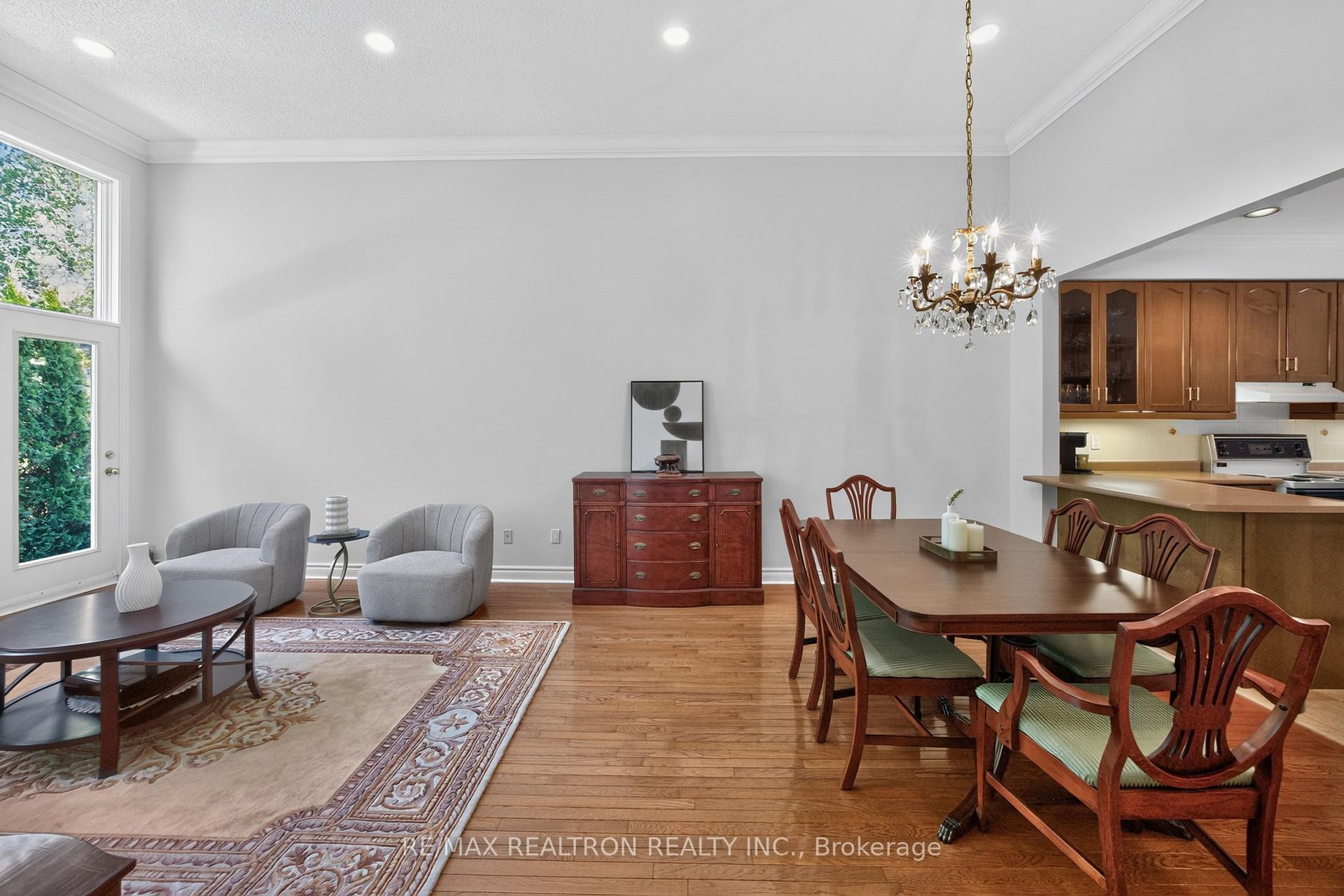 Photo 13 of 402 Morley Cook Crescent, Newmarket, Stonehaven-Wyndham — HOMEH