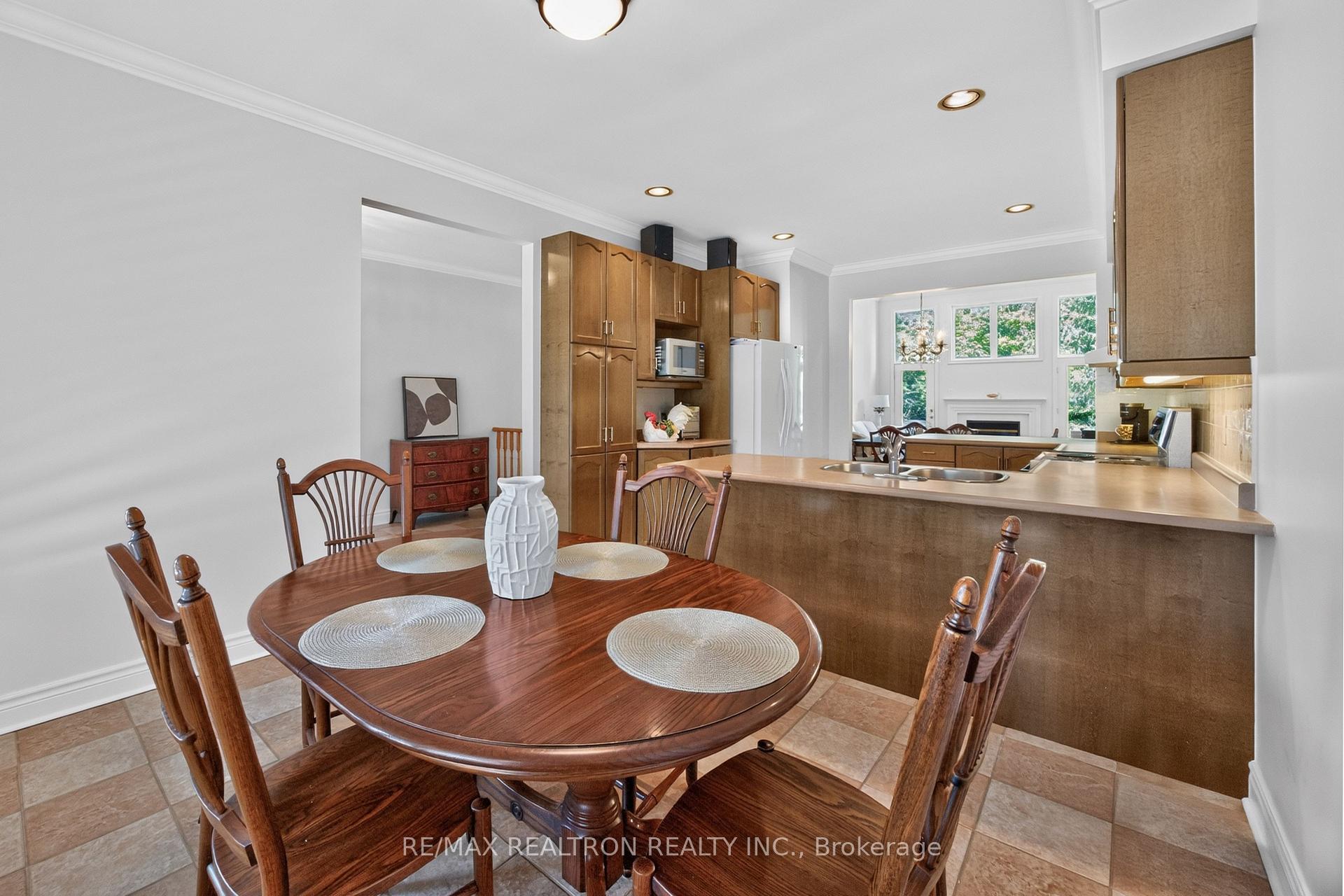 Photo 18 of 402 Morley Cook Crescent, Newmarket, Stonehaven-Wyndham — HOMEH