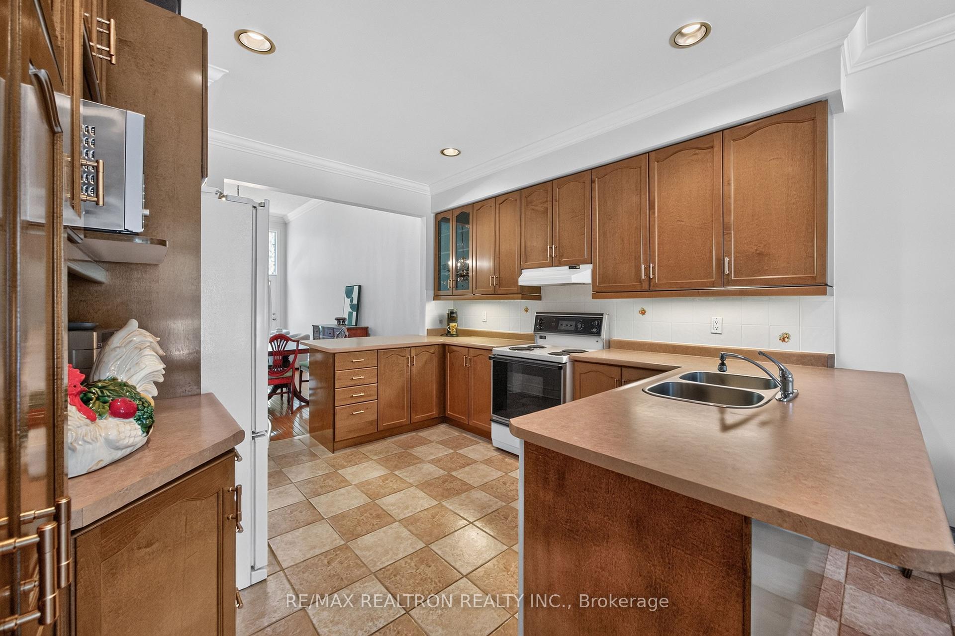 Photo 20 of 402 Morley Cook Crescent, Newmarket, Stonehaven-Wyndham — HOMEH