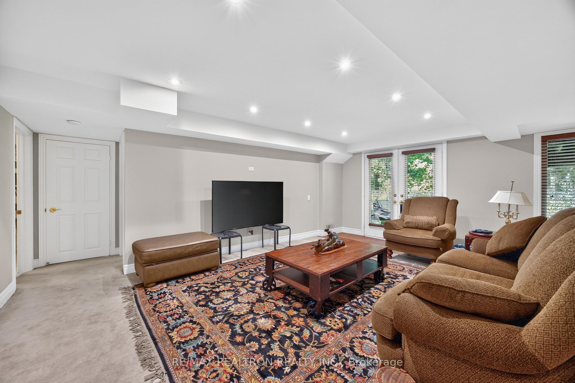 Photo 36 of 402 Morley Cook Crescent, Newmarket, Stonehaven-Wyndham — HOMEH