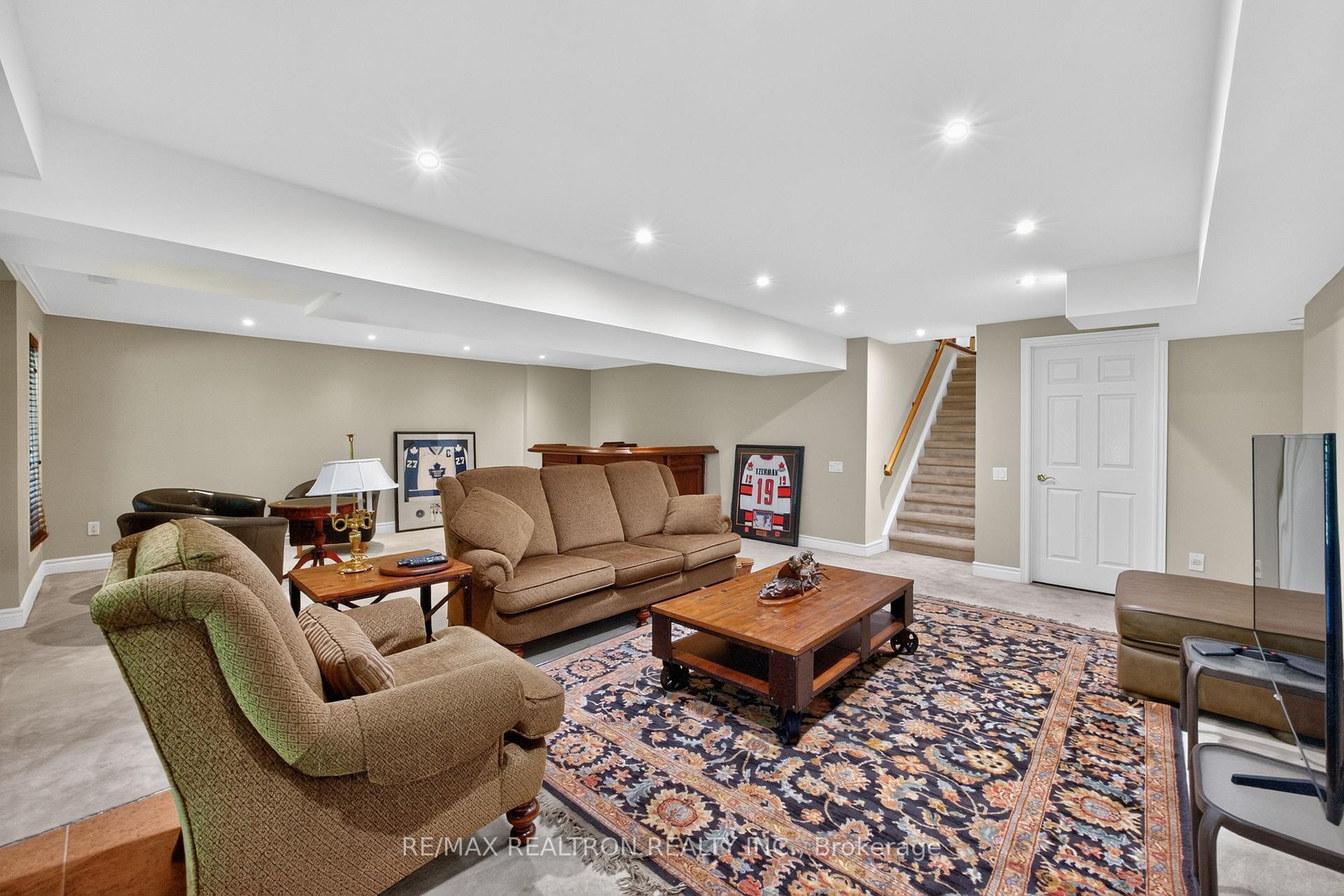 Photo 38 of 402 Morley Cook Crescent, Newmarket, Stonehaven-Wyndham — HOMEH