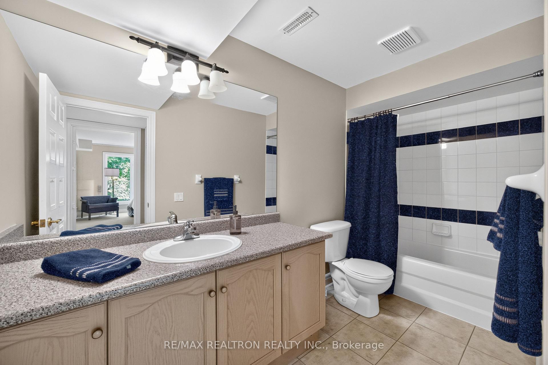 Photo 41 of 402 Morley Cook Crescent, Newmarket, Stonehaven-Wyndham — HOMEH