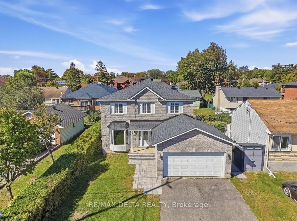Photo of 1791 Queensdale Avenue