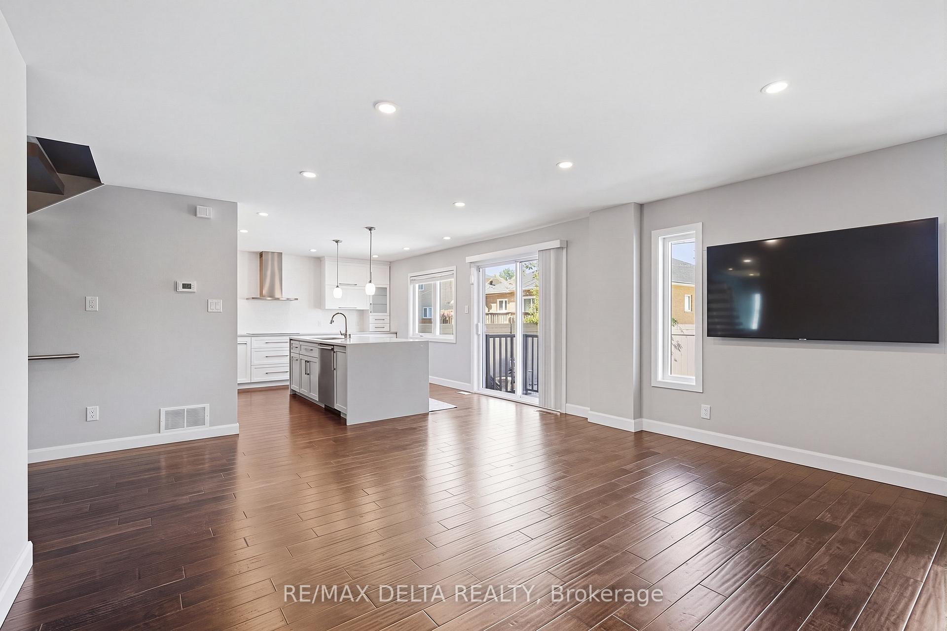 Photo 11 of 1791 Queensdale Avenue, Ottawa, Blossom Park/Leitrim — HOMEH