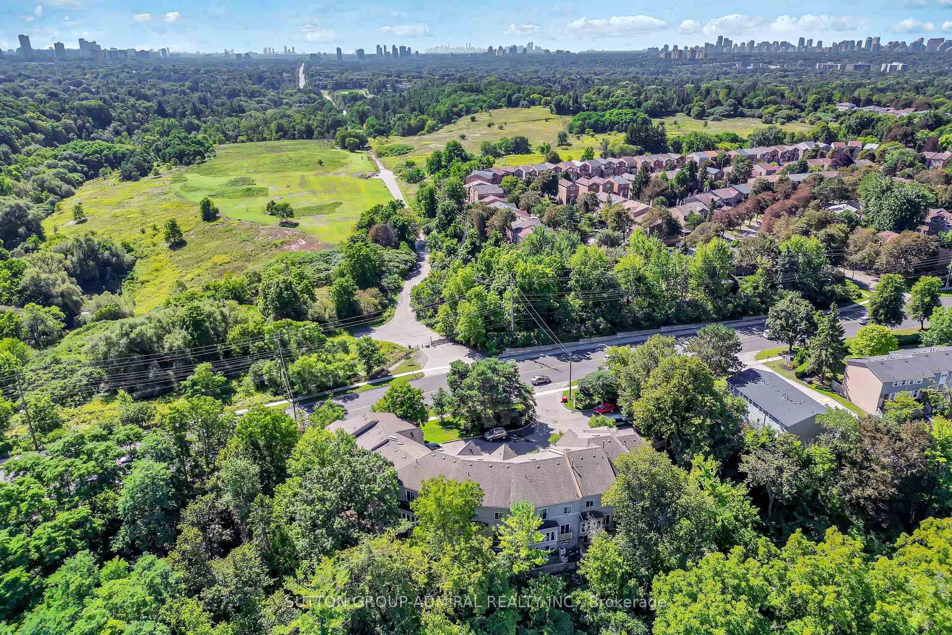 Photo 34 of 2002 John Street, Markham, Bayview Fairway-Bayview Country Club Estates — HOMEH