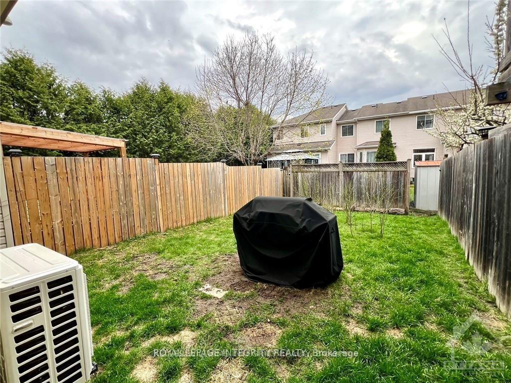 Photo 28 of 249 Saddlesmith Circle, Ottawa, Kanata - Emerald Meadows/Trailwest — HOMEH