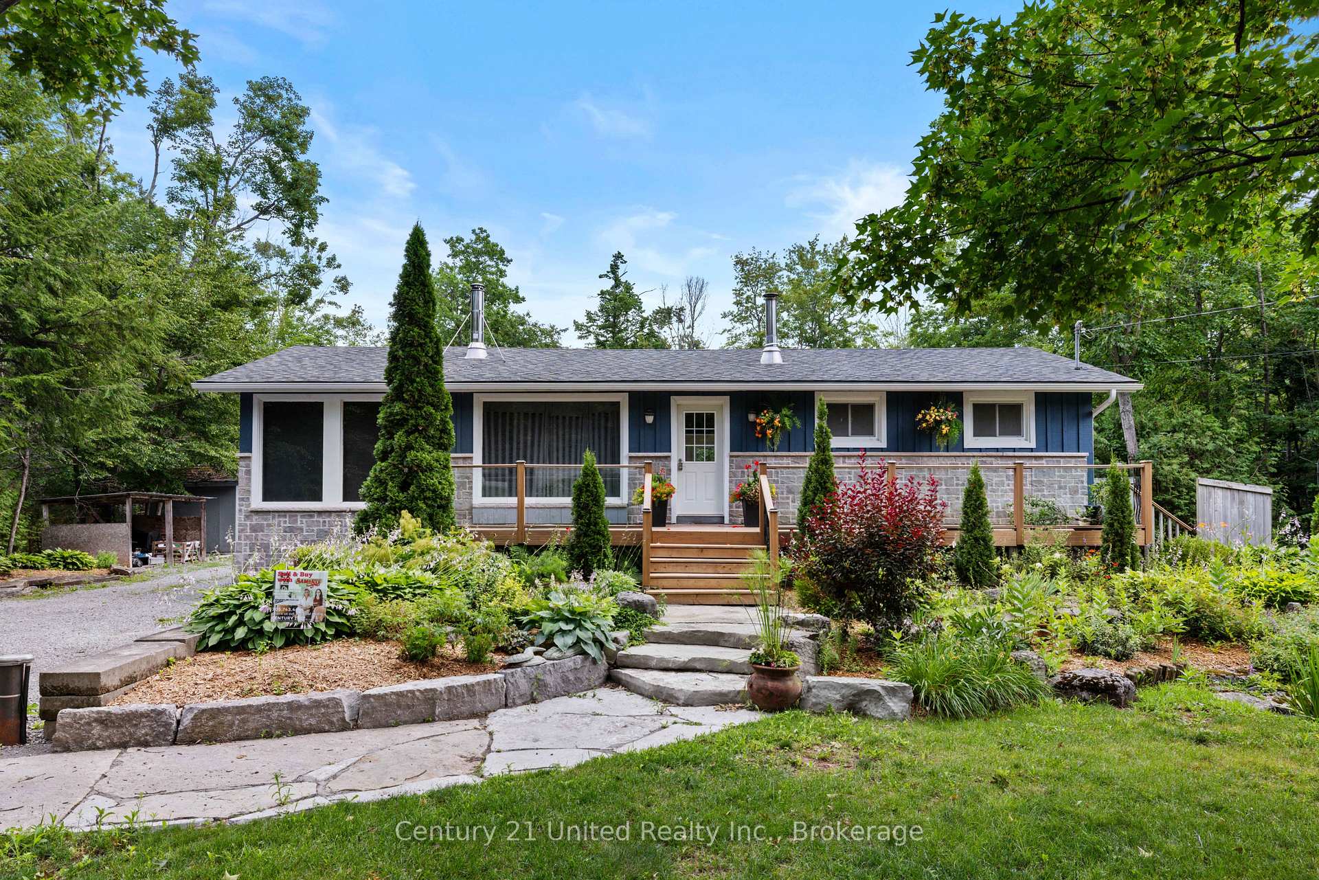 Photo 1 of 25 Sugarbush Boulevard, Trent Lakes — HOMEH
