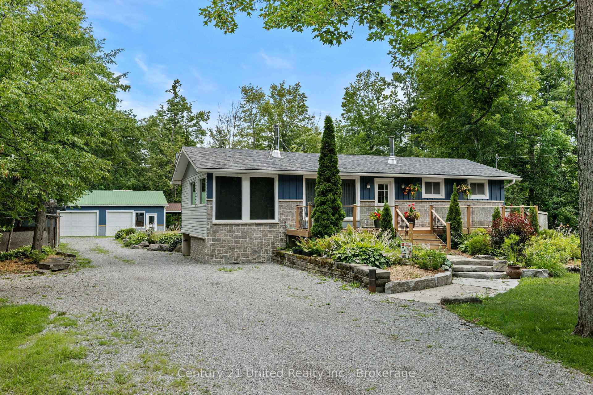 Photo 2 of 25 Sugarbush Boulevard, Trent Lakes — HOMEH