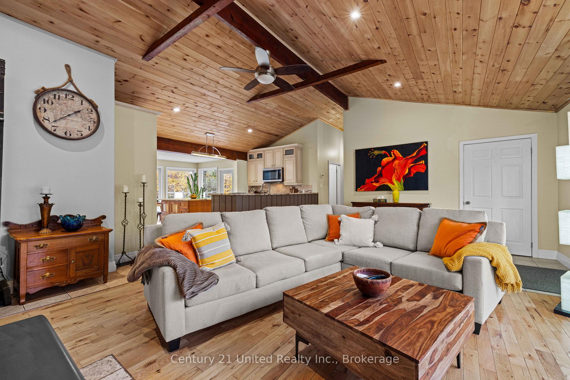 Photo 3 of 25 Sugarbush Boulevard, Trent Lakes — HOMEH