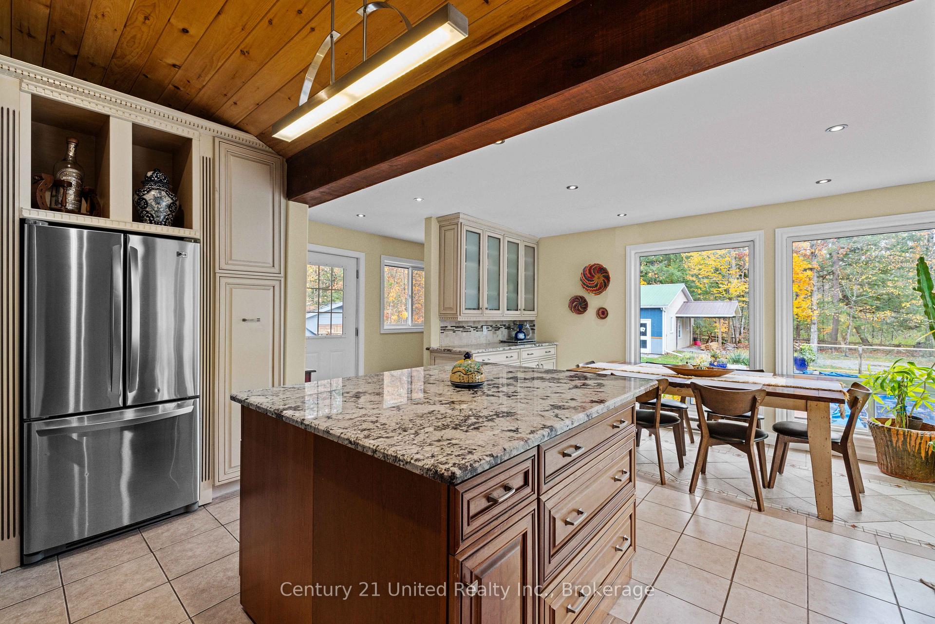 Photo 8 of 25 Sugarbush Boulevard, Trent Lakes — HOMEH