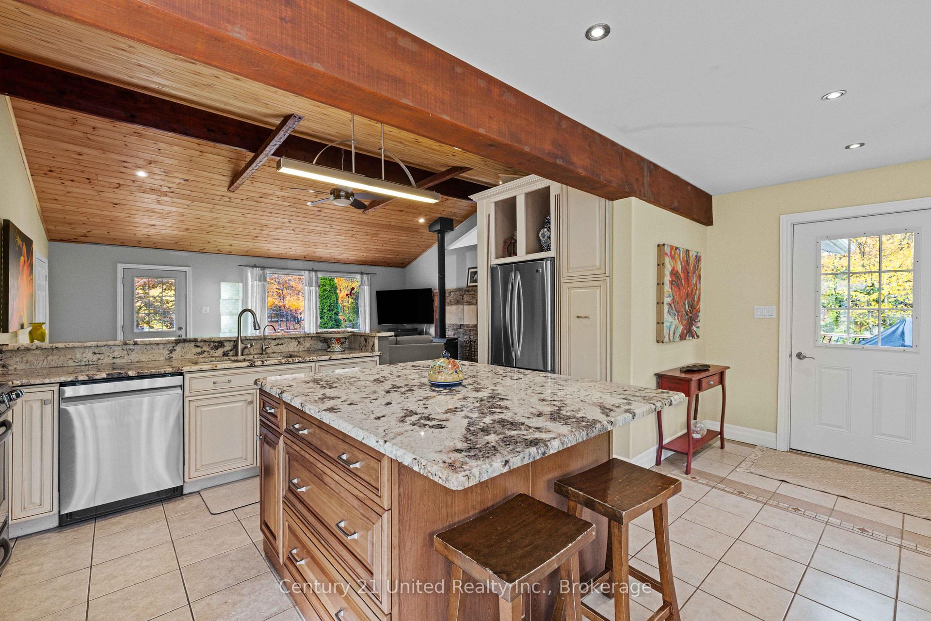 Photo 9 of 25 Sugarbush Boulevard, Trent Lakes — HOMEH