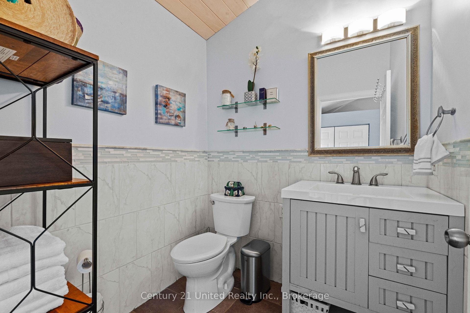 Photo 13 of 25 Sugarbush Boulevard, Trent Lakes — HOMEH
