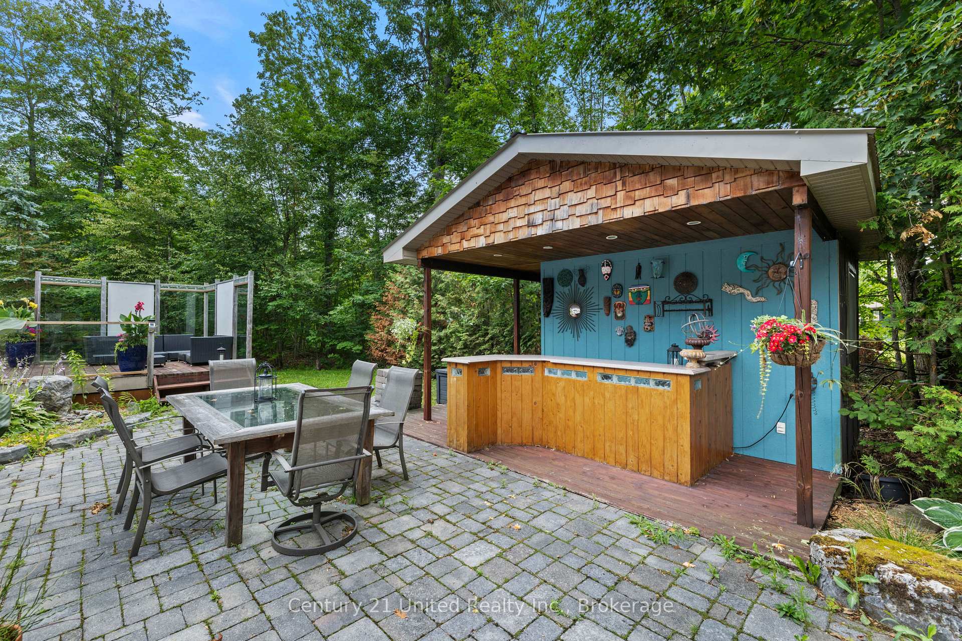 Photo 23 of 25 Sugarbush Boulevard, Trent Lakes — HOMEH