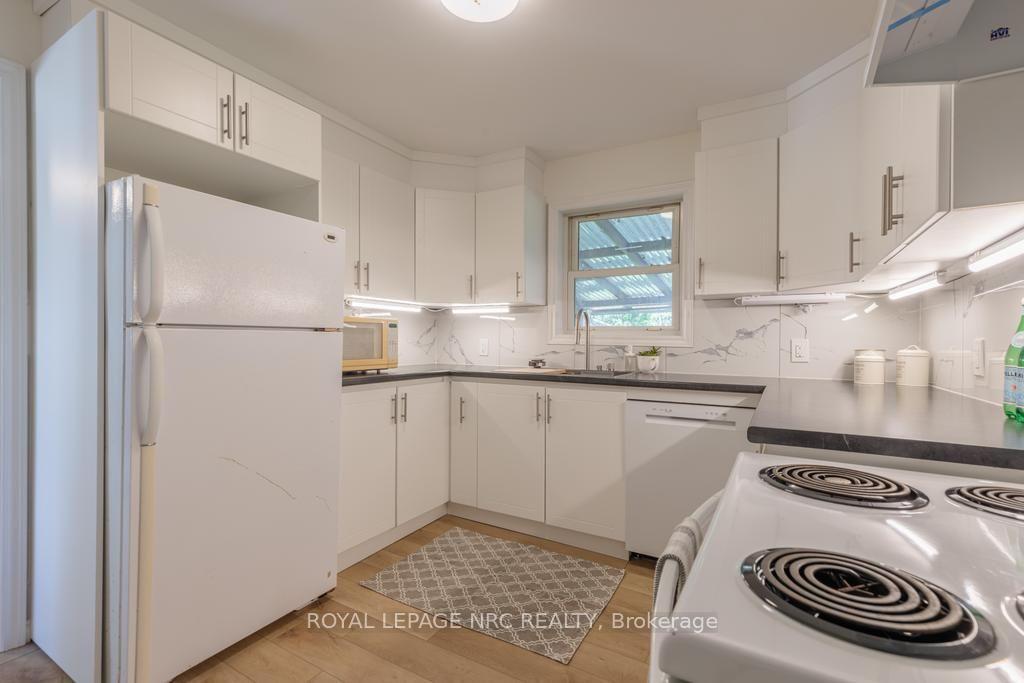 Photo 10 of 2414 Port Robinson Road, Thorold, Hurricane/Merrittville — HOMEH