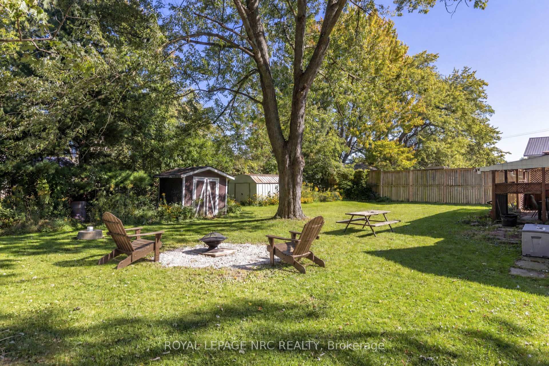Photo 25 of 2414 Port Robinson Road, Thorold, Hurricane/Merrittville — HOMEH