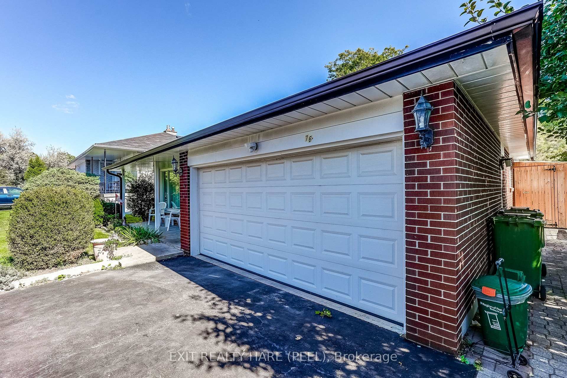 Photo 2 of 76 Birchview Crescent, Caledon, Bolton North — HOMEH