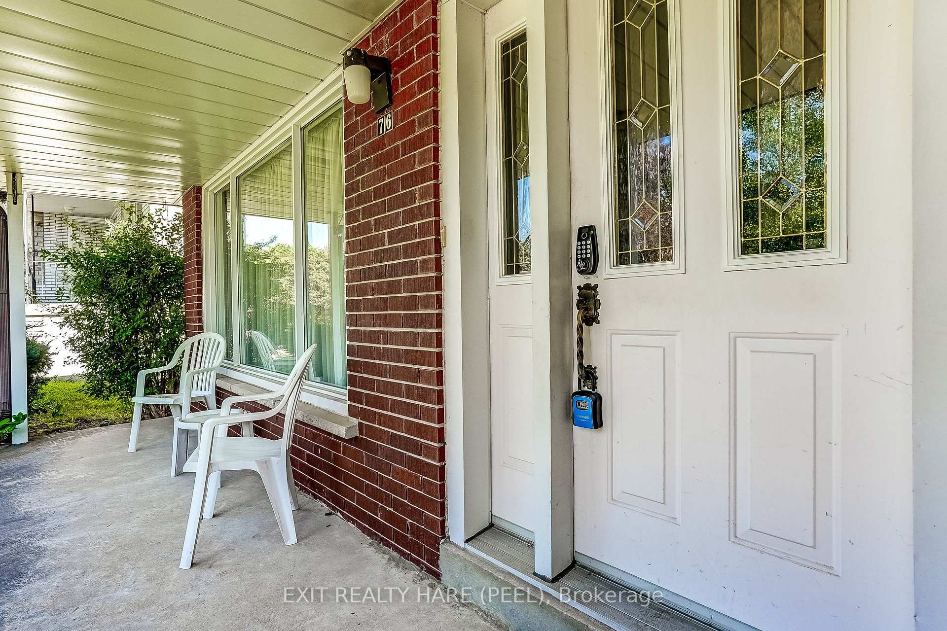 Photo 4 of 76 Birchview Crescent, Caledon, Bolton North — HOMEH