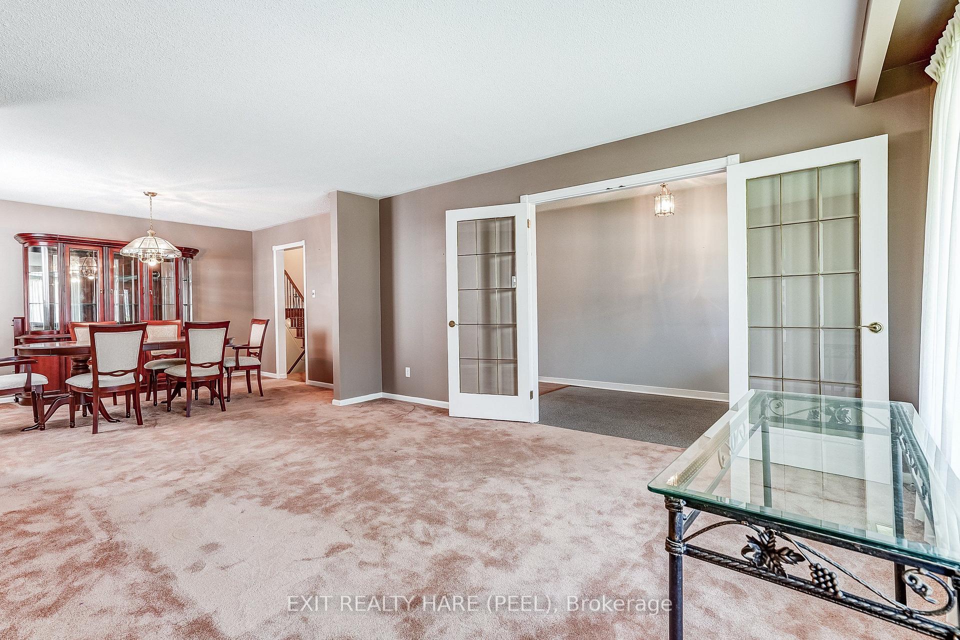 Photo 9 of 76 Birchview Crescent, Caledon, Bolton North — HOMEH