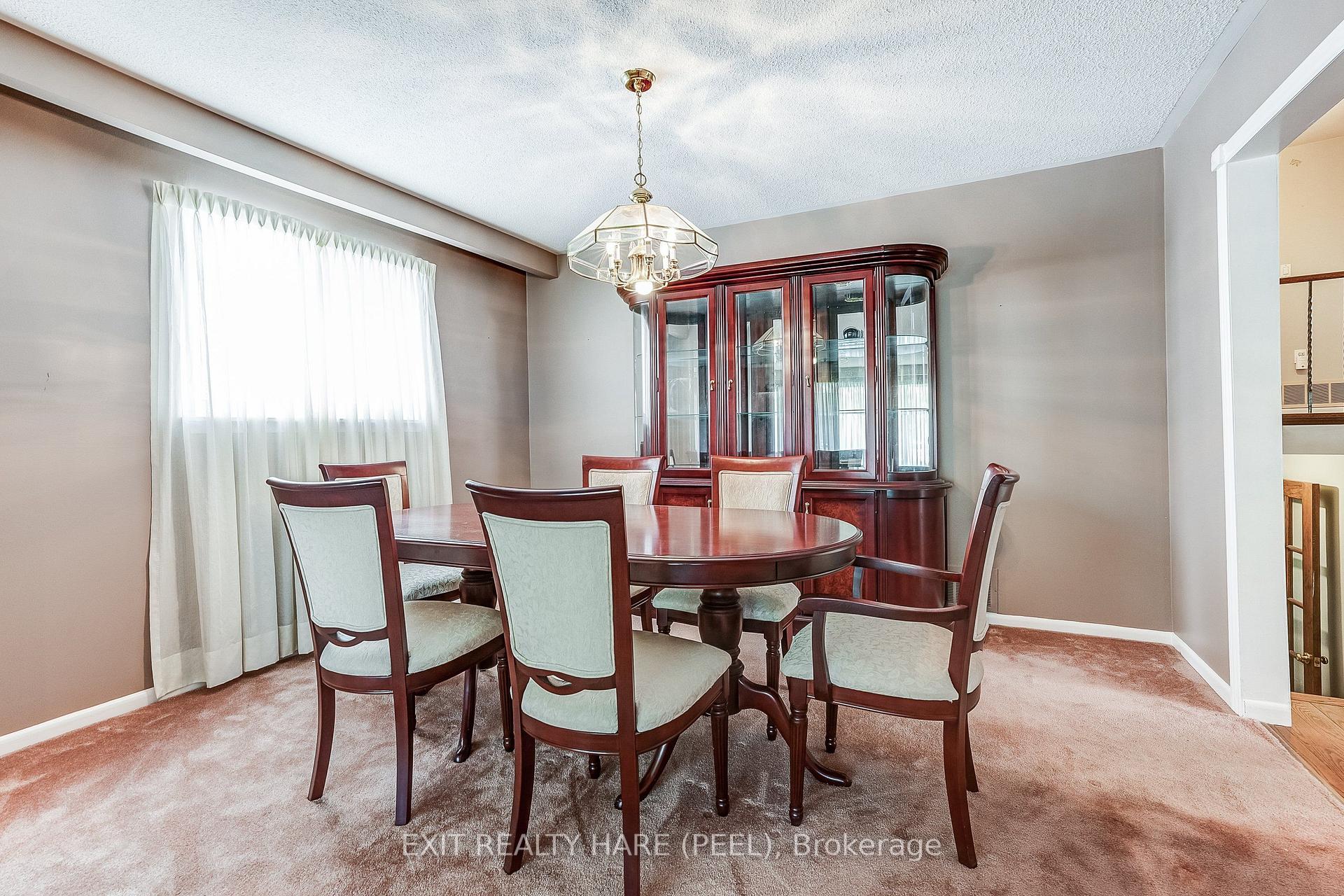 Photo 11 of 76 Birchview Crescent, Caledon, Bolton North — HOMEH