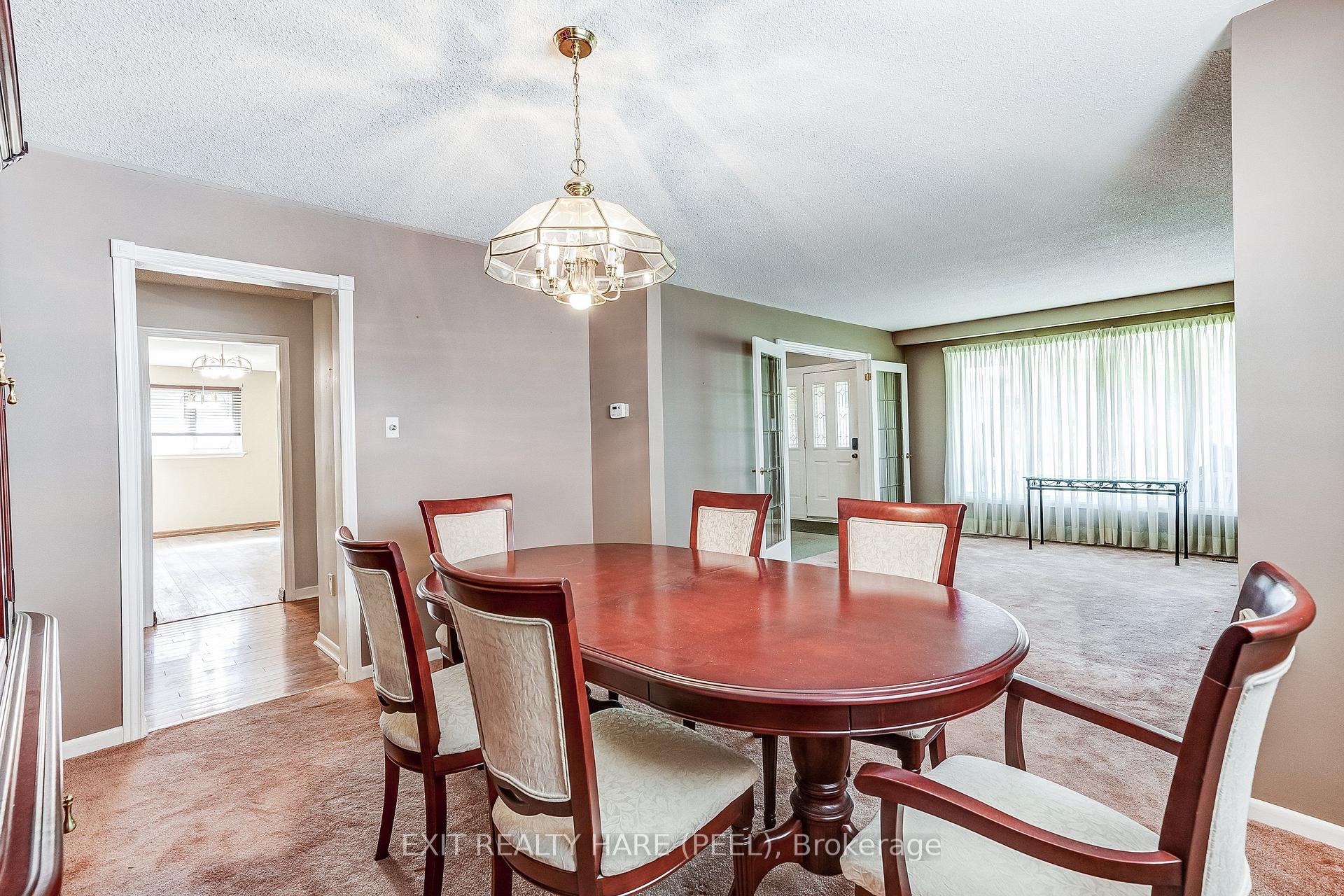Photo 13 of 76 Birchview Crescent, Caledon, Bolton North — HOMEH