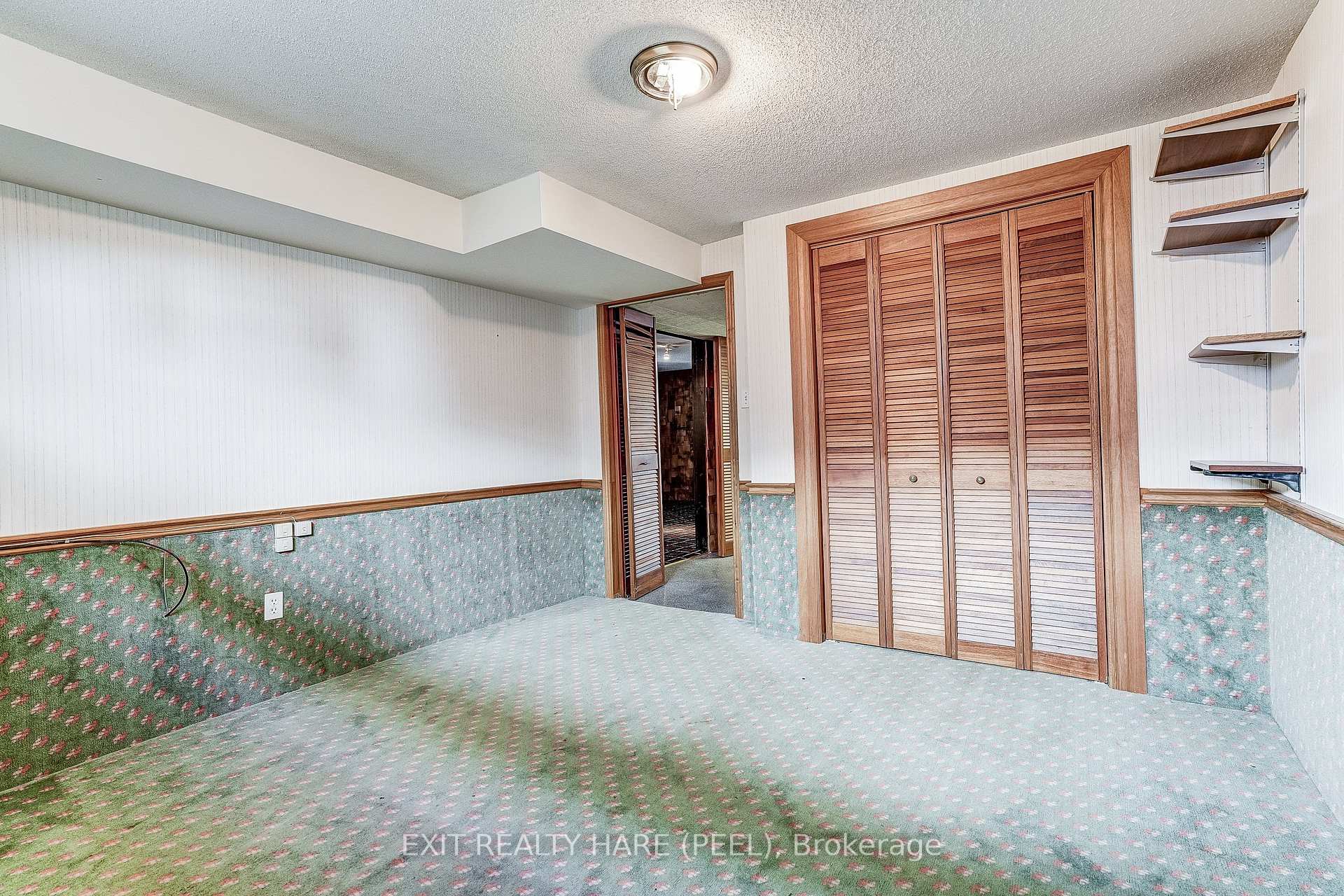 Photo 33 of 76 Birchview Crescent, Caledon, Bolton North — HOMEH