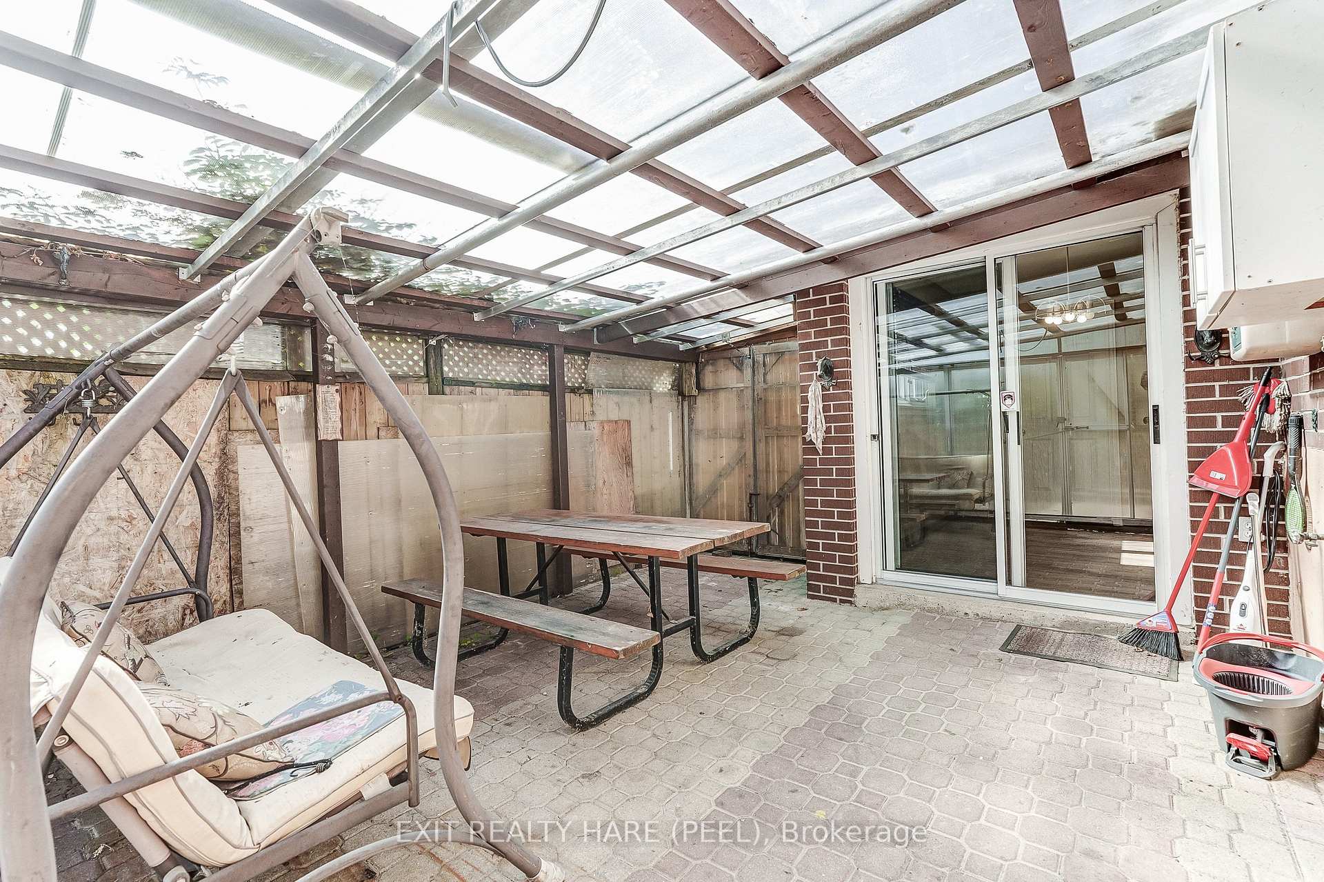 Photo 42 of 76 Birchview Crescent, Caledon, Bolton North — HOMEH