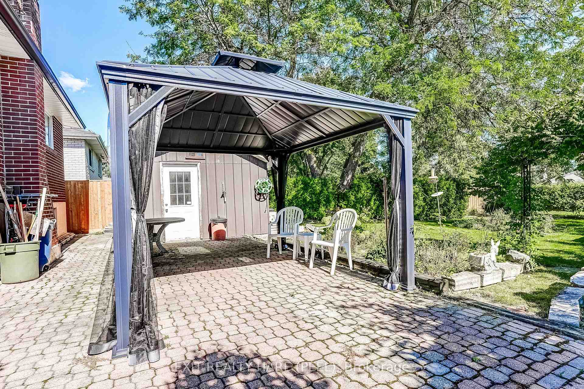 Photo 44 of 76 Birchview Crescent, Caledon, Bolton North — HOMEH