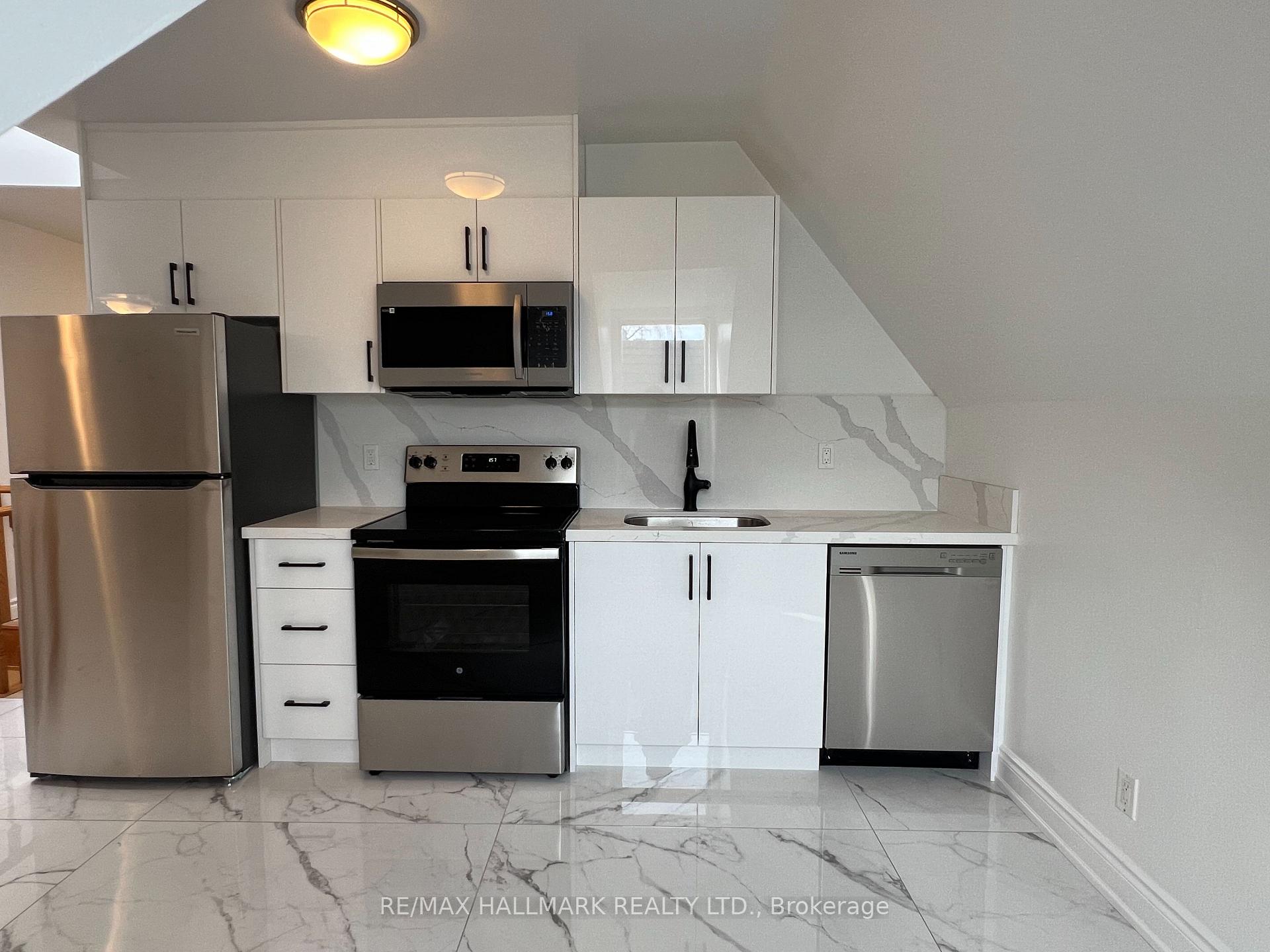 Photo 4 of Unit #3, 61 Cecil Street, Toronto, Kensington-Chinatown — HOMEH