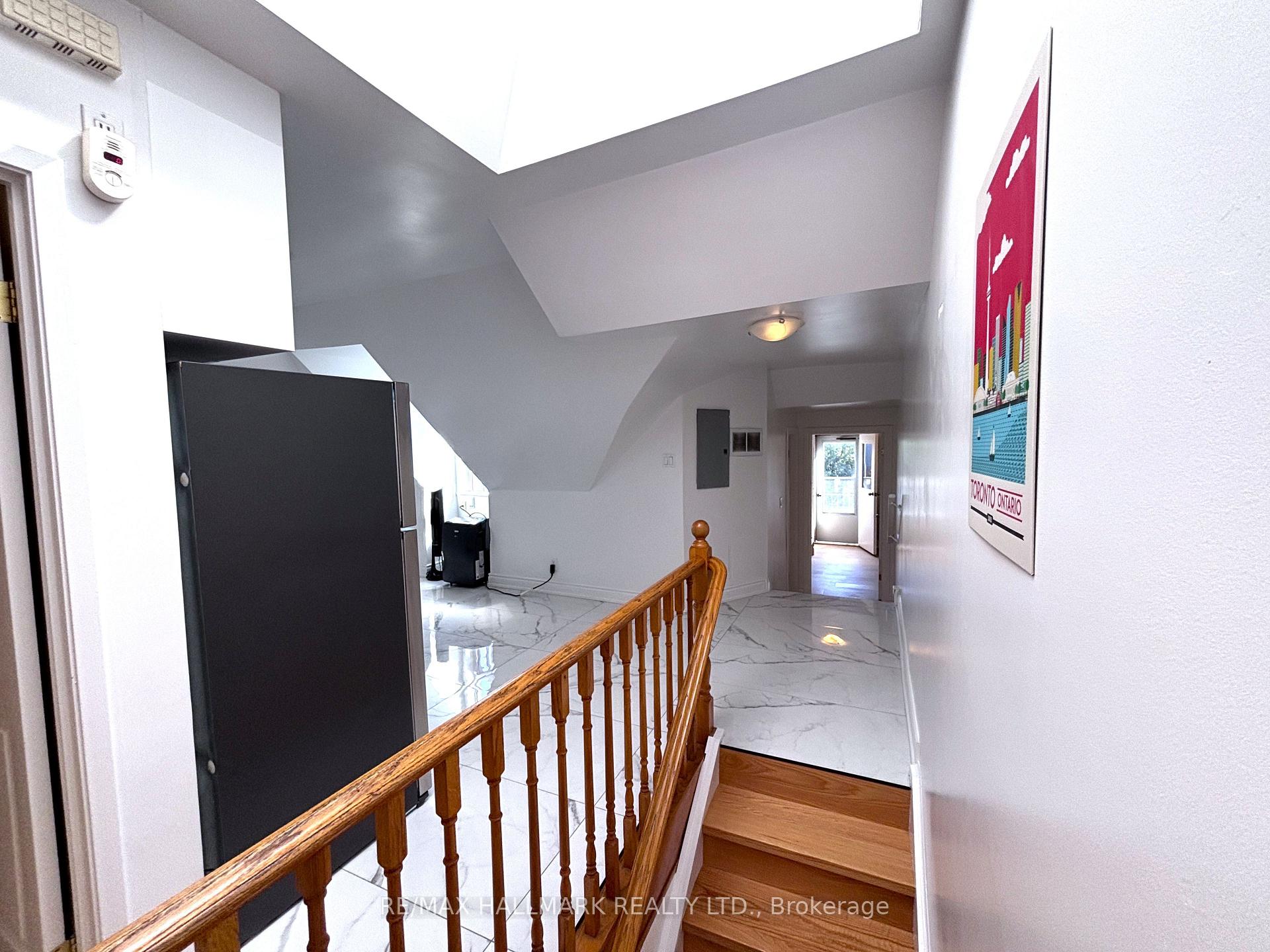 Photo 11 of Unit #3, 61 Cecil Street, Toronto, Kensington-Chinatown — HOMEH