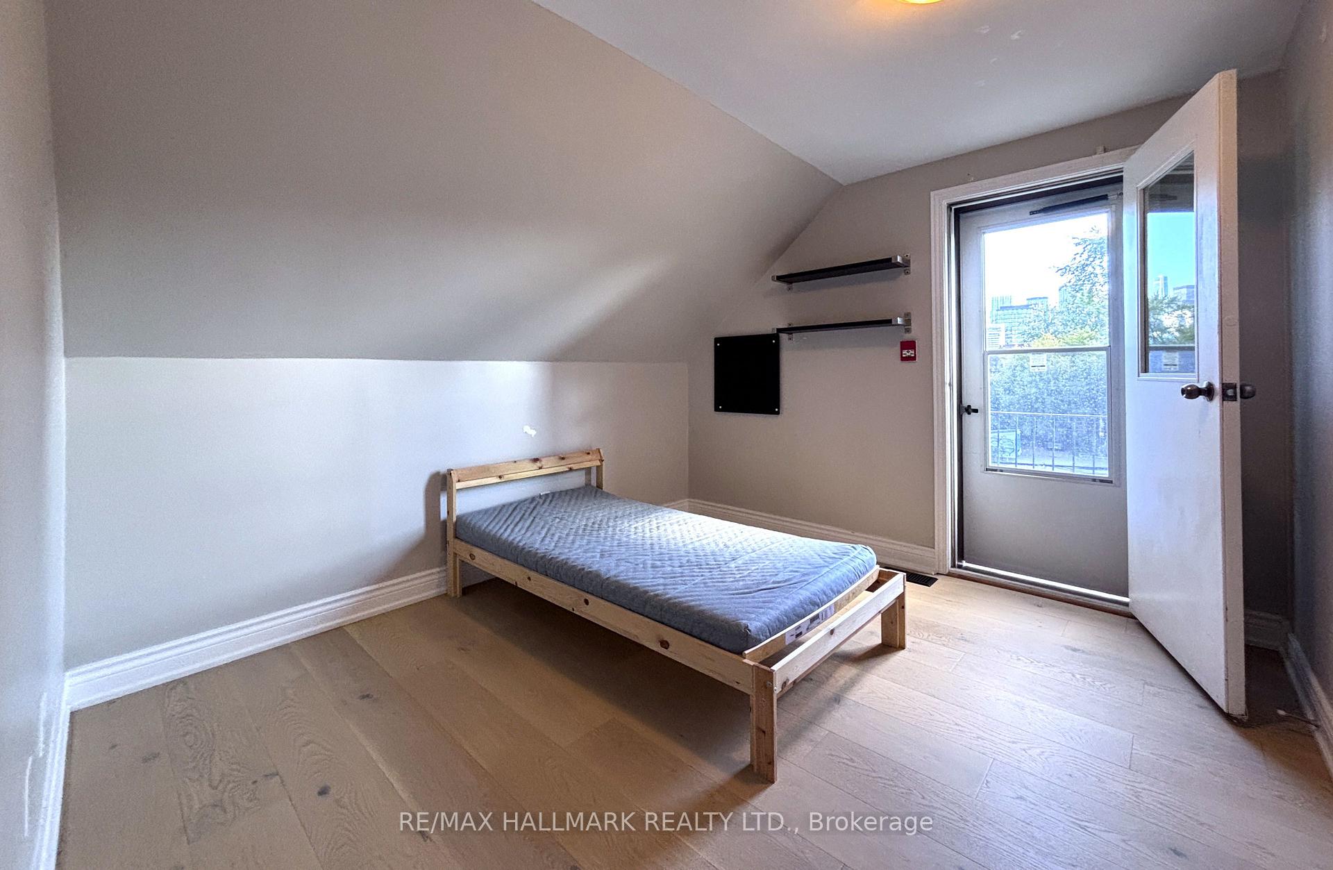 Photo 19 of Unit #3, 61 Cecil Street, Toronto, Kensington-Chinatown — HOMEH