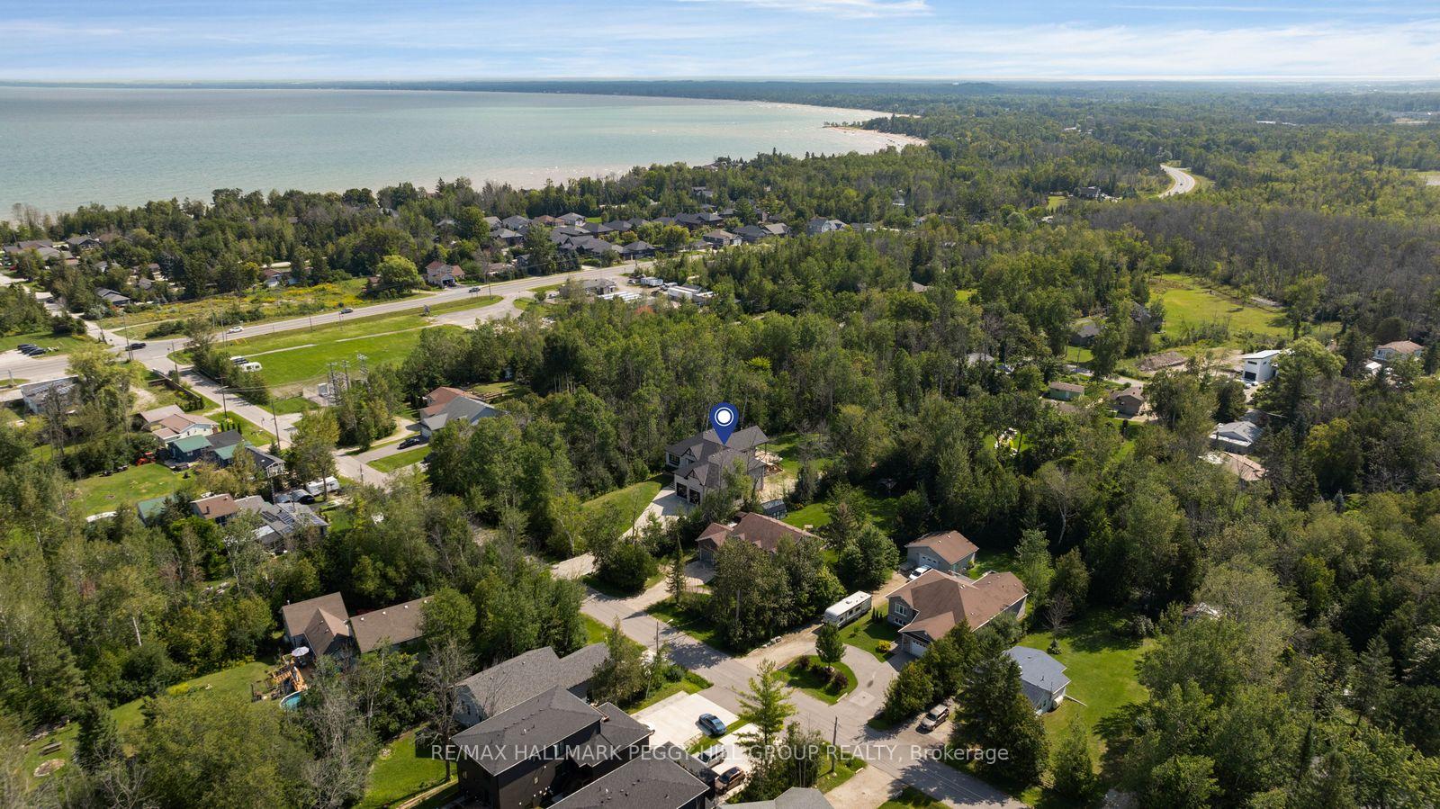 Photo 2 of 39 Marilyn Avenue S, Wasaga Beach — HOMEH