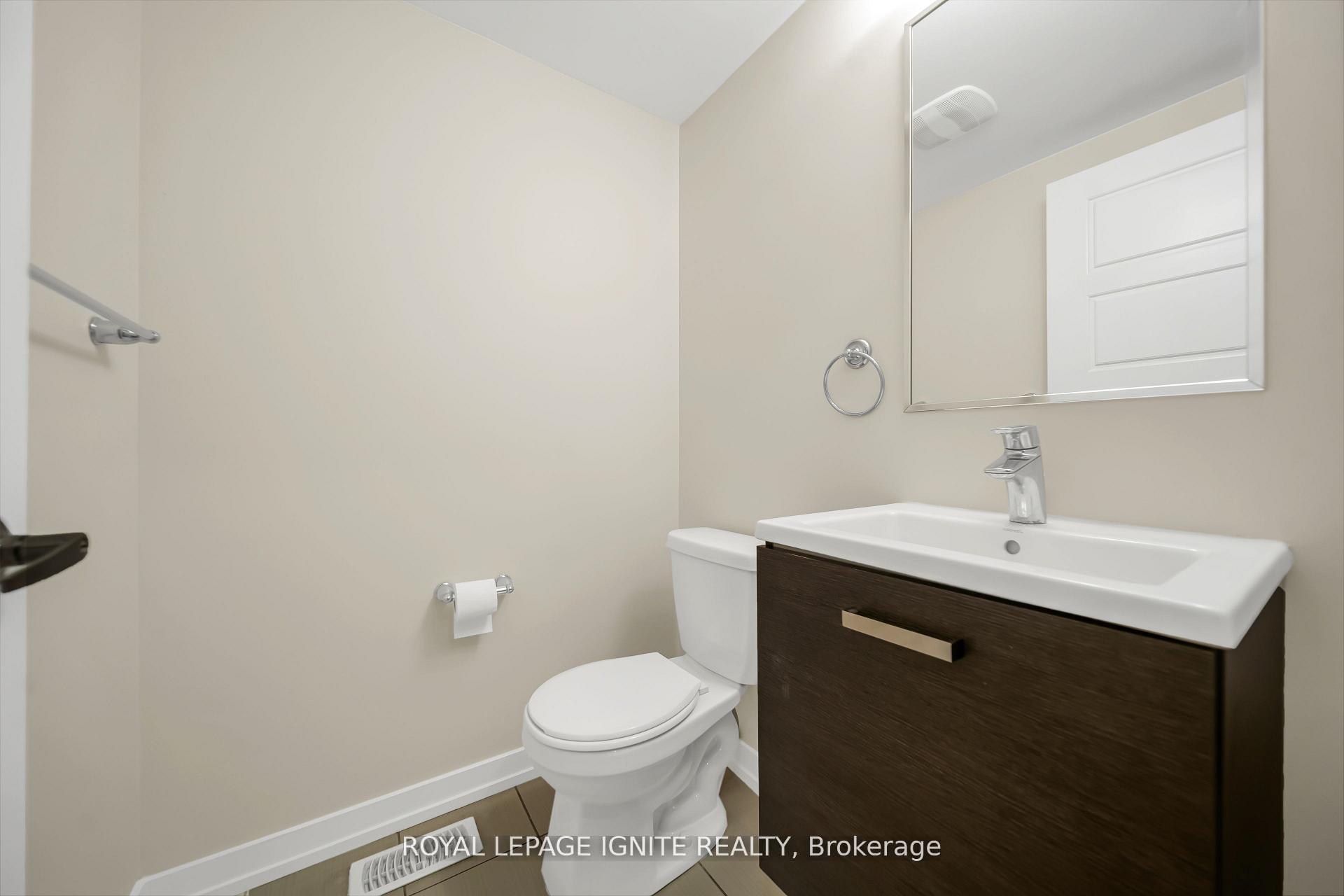 Photo 8 of 14 Hoover Road, Brampton, Northwest Brampton — HOMEH