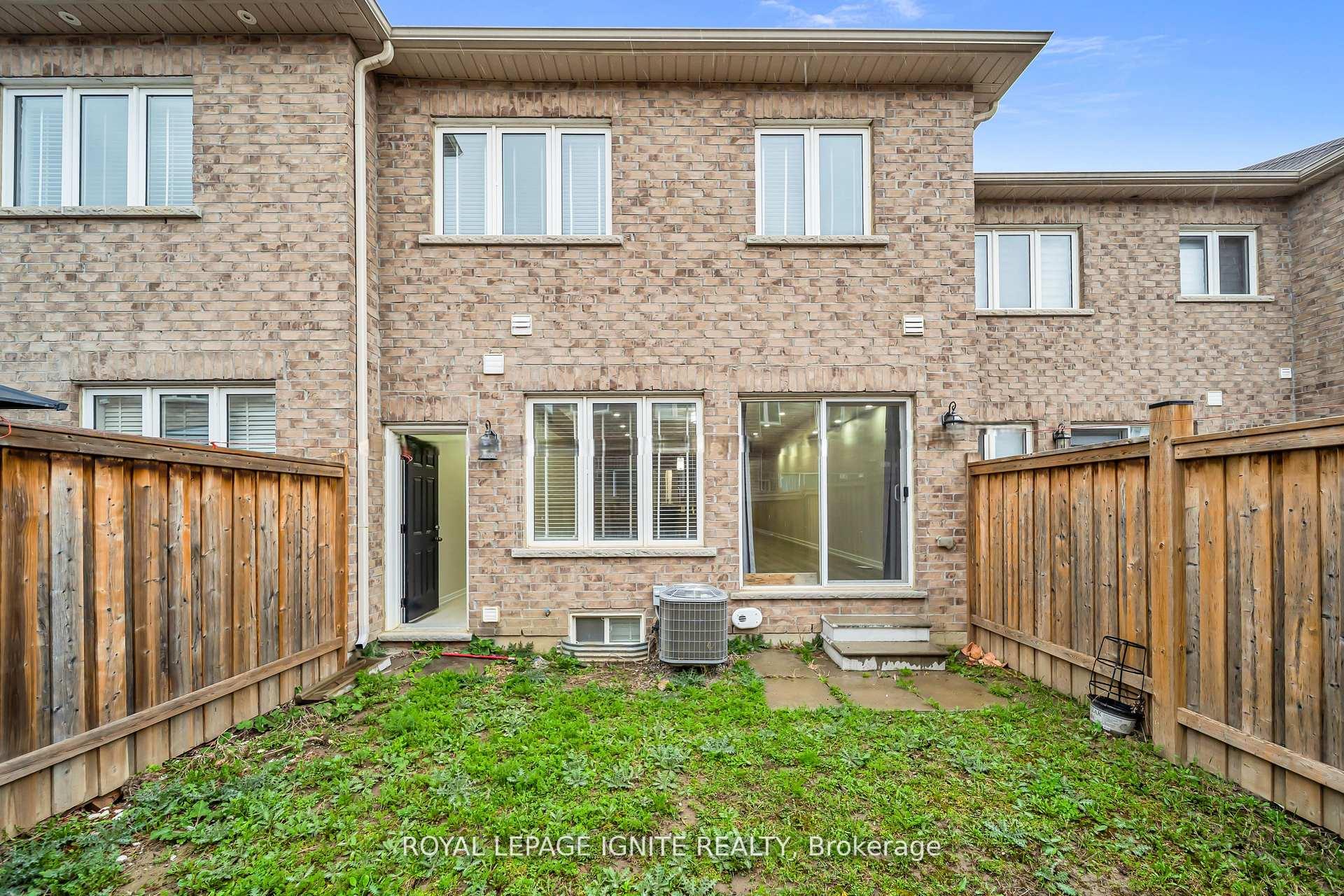 Photo 34 of 14 Hoover Road, Brampton, Northwest Brampton — HOMEH