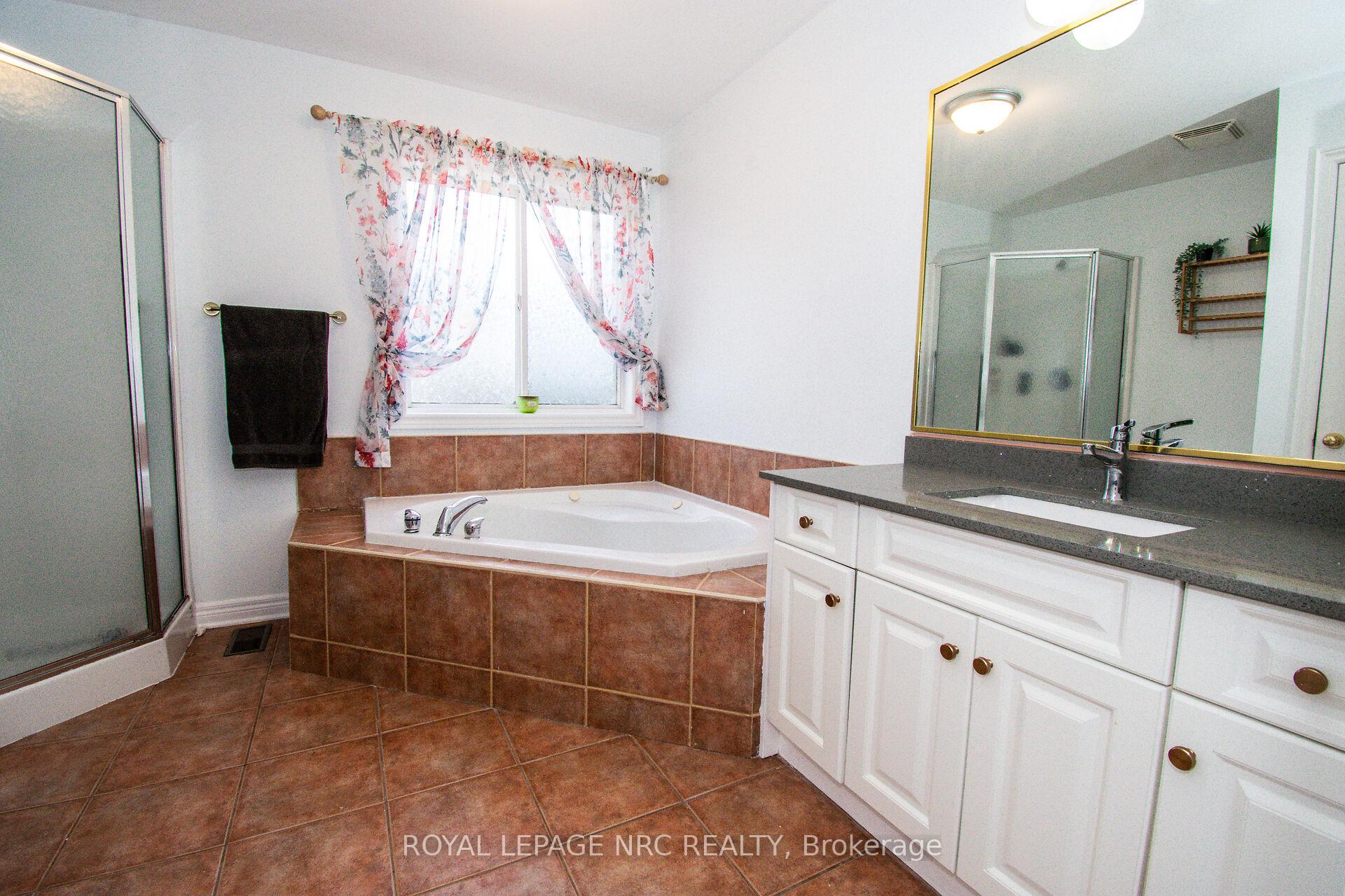 Photo 30 of 15 Arlene Street, St. Catharines, Rykert/Vansickle — HOMEH