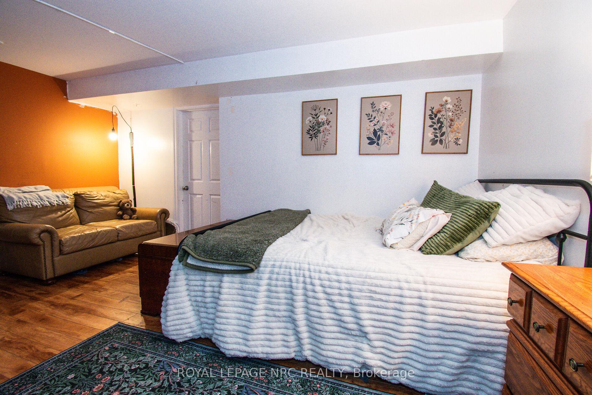 Photo 31 of 15 Arlene Street, St. Catharines, Rykert/Vansickle — HOMEH